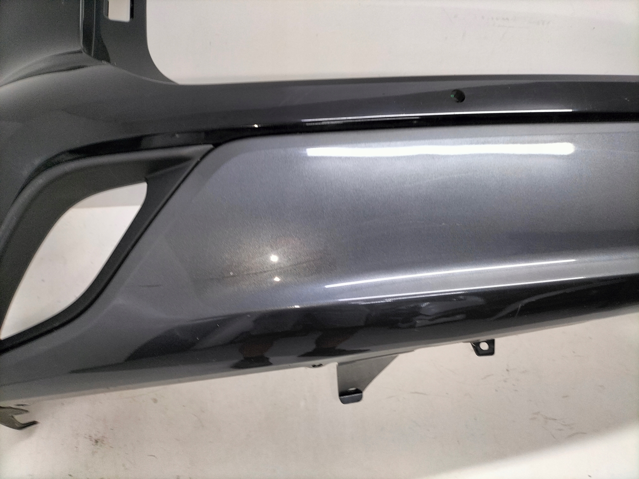 ZADNÝ NÁRAZNÍK TOYOTA HIGHLANDER IV 19-