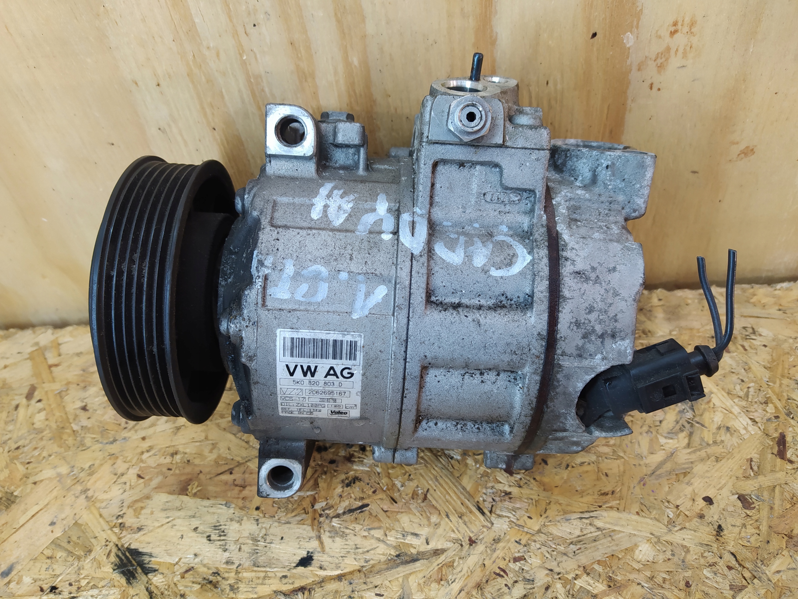 VW CADDY 1.6 TDI KOMPRESOR KLIMATIZACIE 5K0820803D