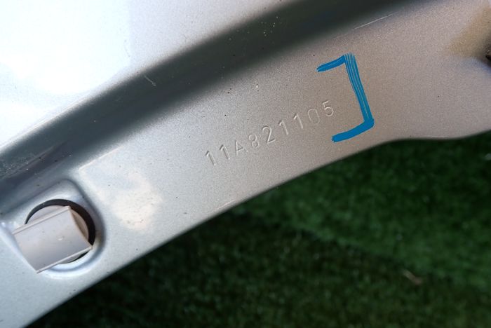 VW ID4 ID-4 ĽAVÝ PREDNÝ BLATNÍK