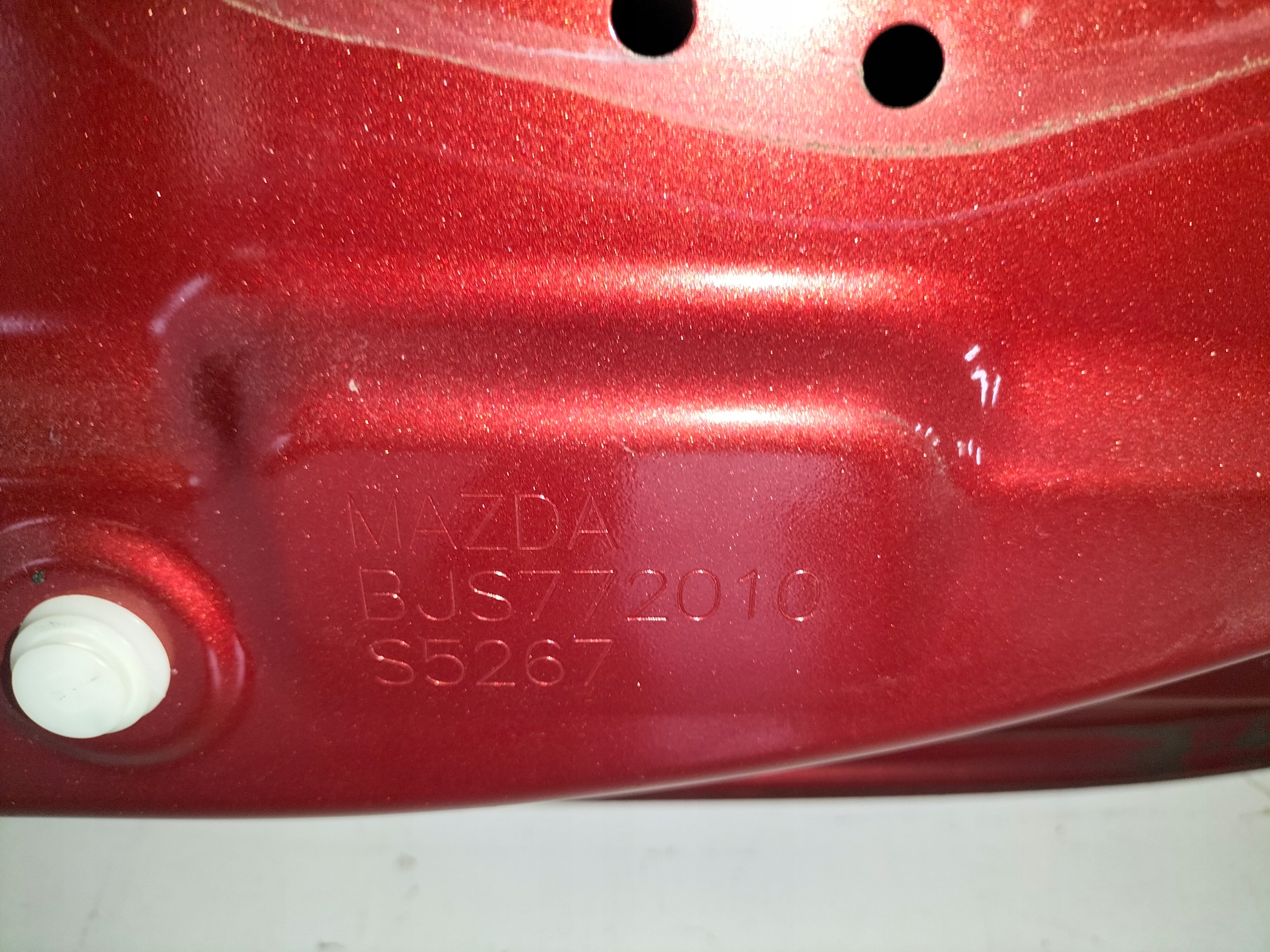 PRAVE ZADNE DVERE MAZDA 3 BM 13- HB
