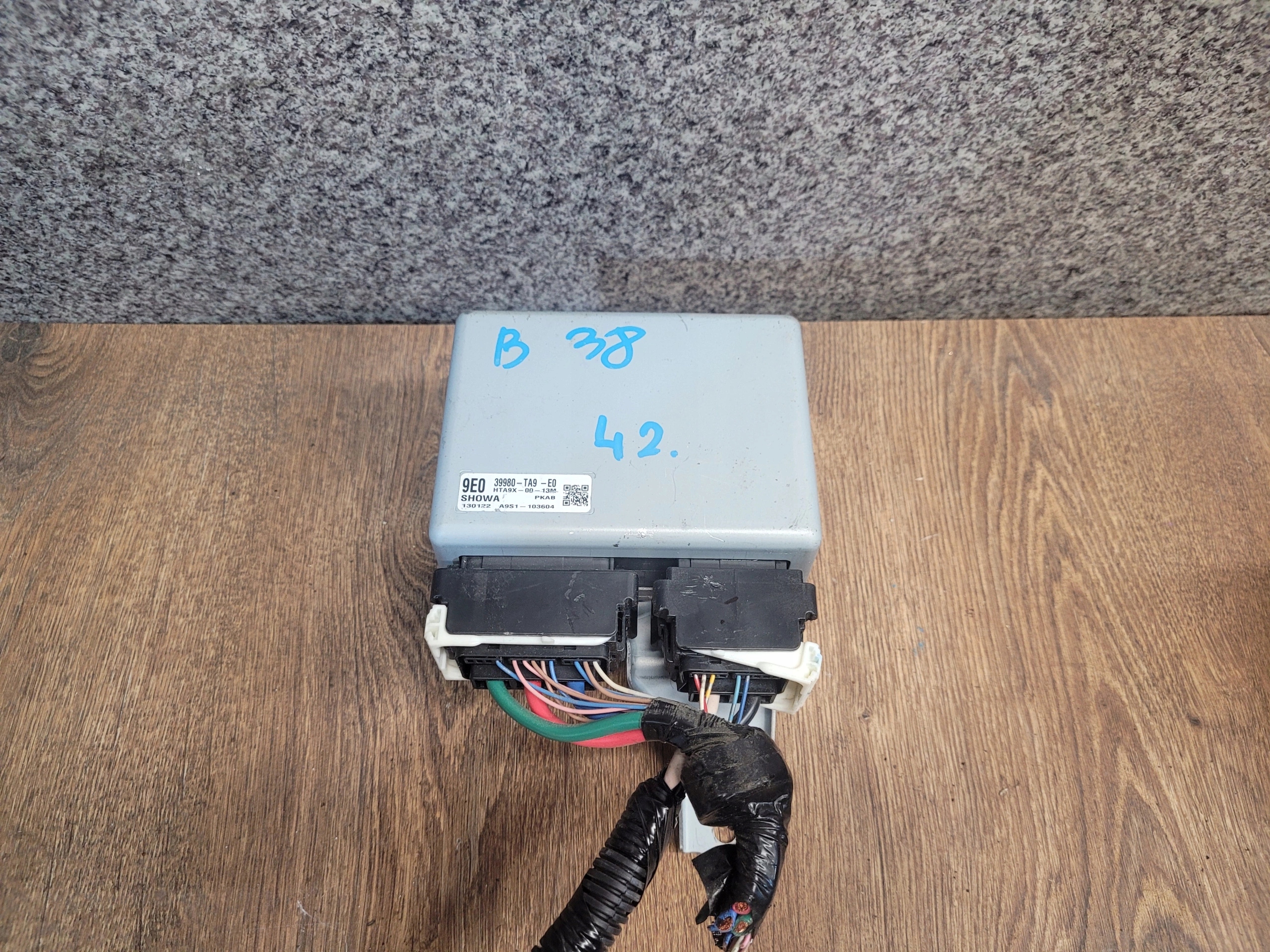 HONDA CIVIC 9 IX RIADIACA JEDNOTKA MODUL SERVA 39980-TA9-E0