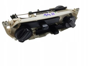 OVLÁDANIE KÚRENIA REGULÁCIA TEPLOTY LAND ROVER DEFENDER 1999-2014 OVLÁDANIE KÚRENIA REGULÁCIA TEPLOTY LAND ROVER DEFENDER 1999-2014