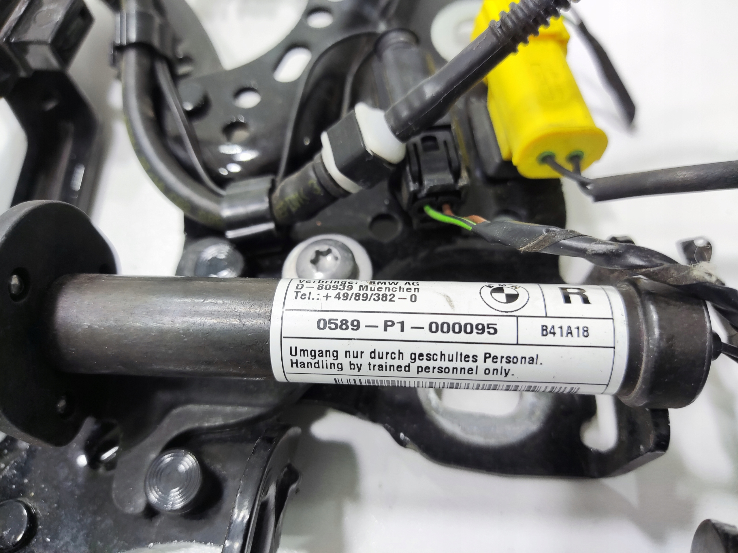 PANTY PREDNEJ KAPOTY KOMPLET NÁBOJ MINI F55 F56 F57 2018-2021