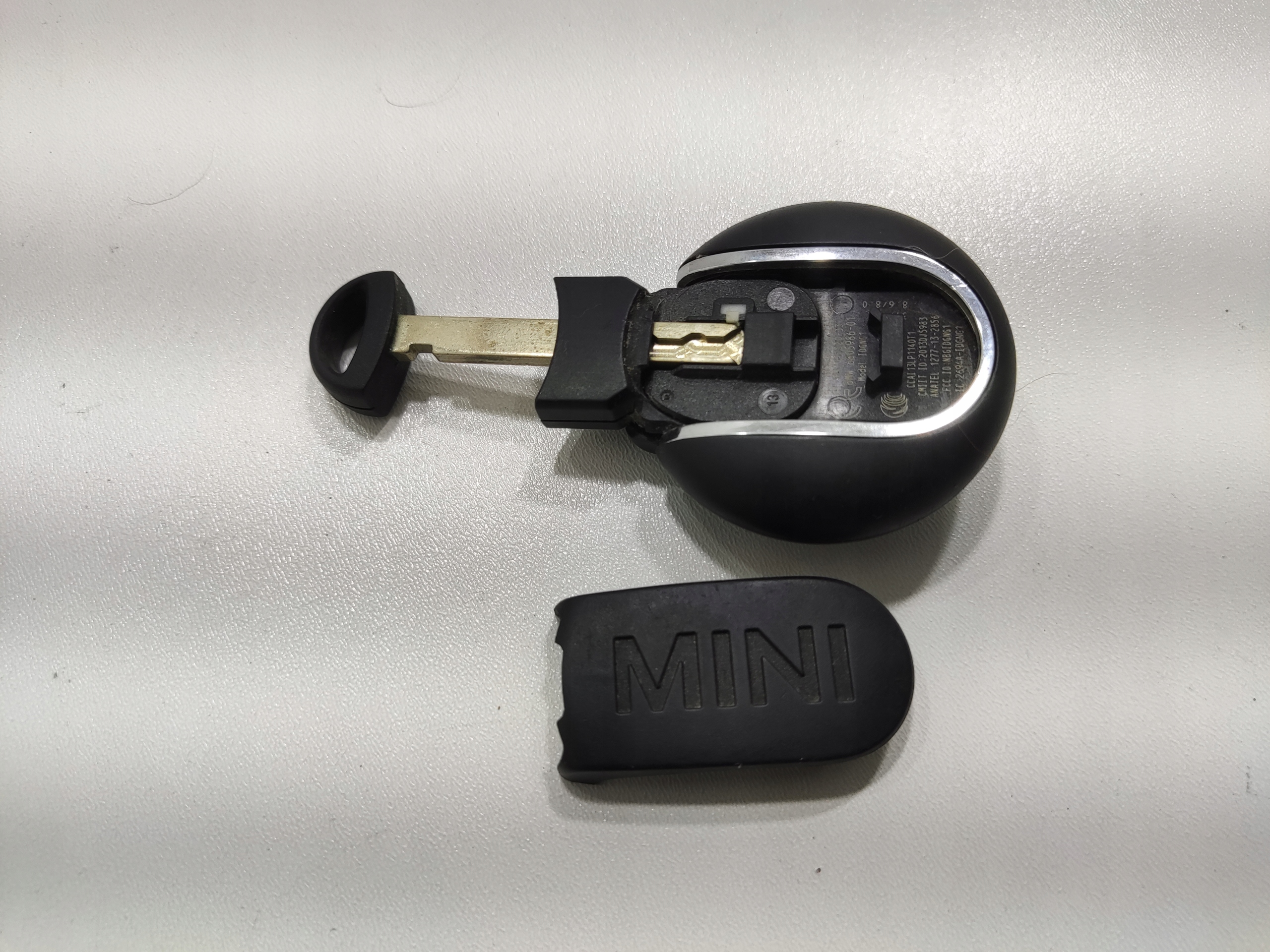 OBAL KĽÚČA PILOT MINI COUNTRYMAN F60 2016-2020 6805986