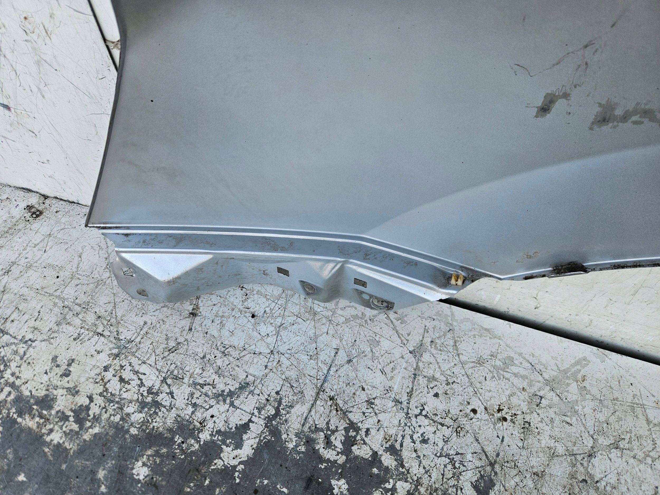 Hyundai ix35 BLATNÍK PRAVÝ PREDNÝ PREDNE