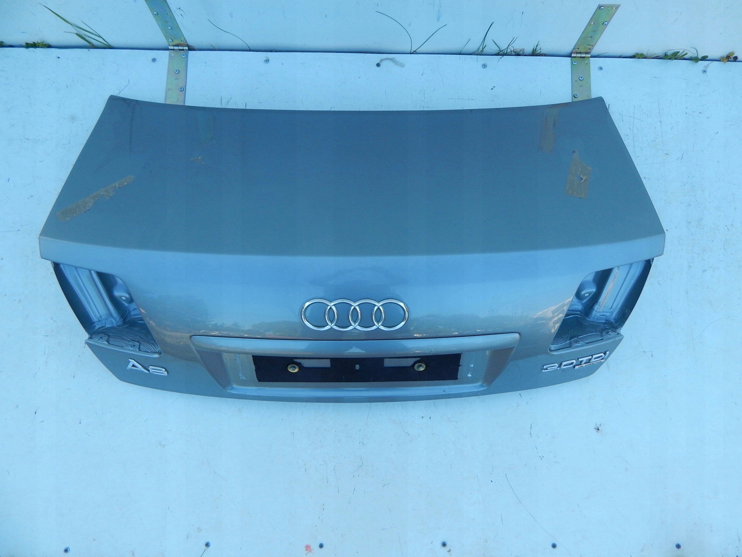 AUDI A8 D3 ZADNÁ KAPOTA