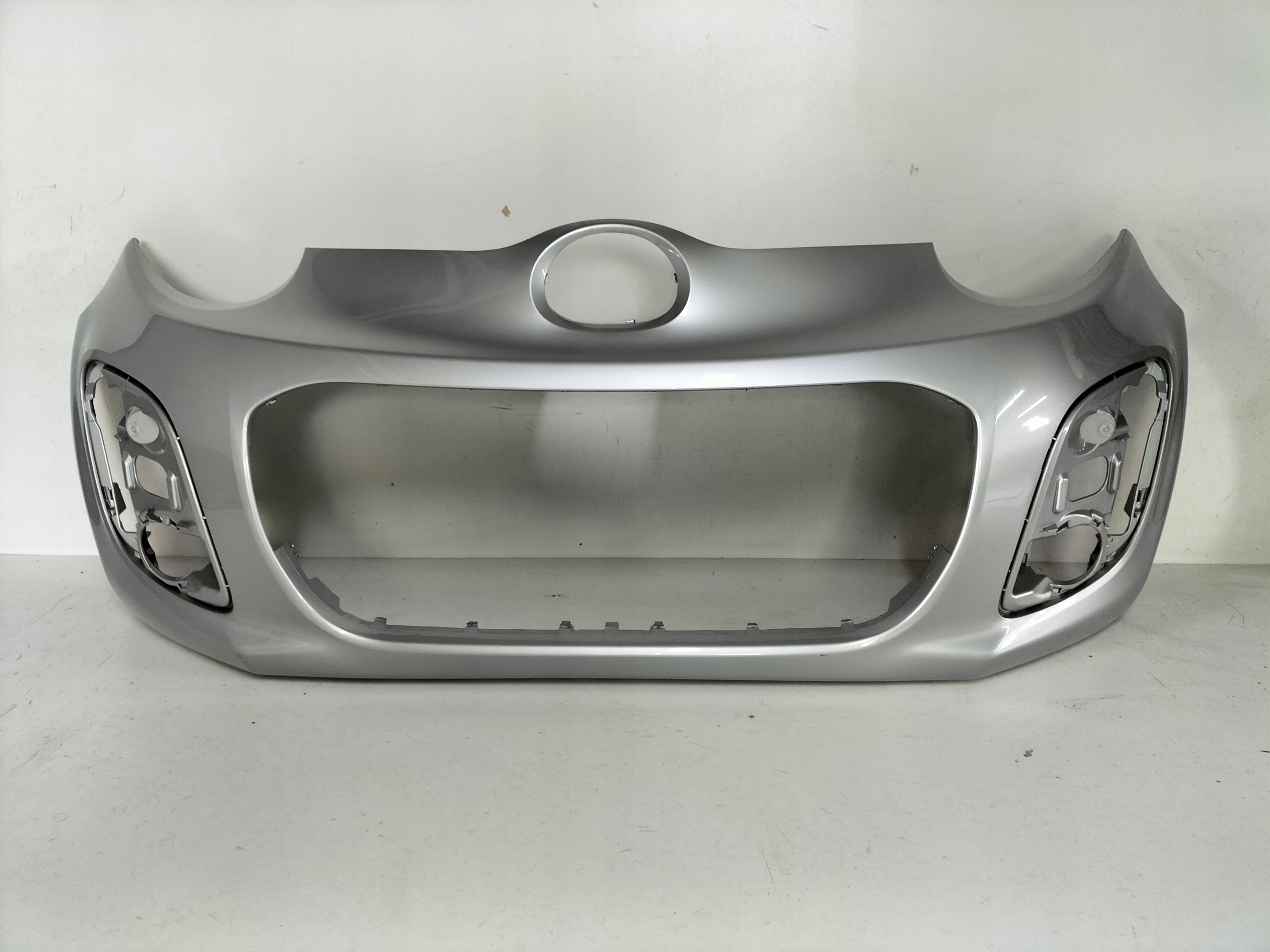 PREDNÝ NÁRAZNÍK CITROEN C1 LIFT 12-14