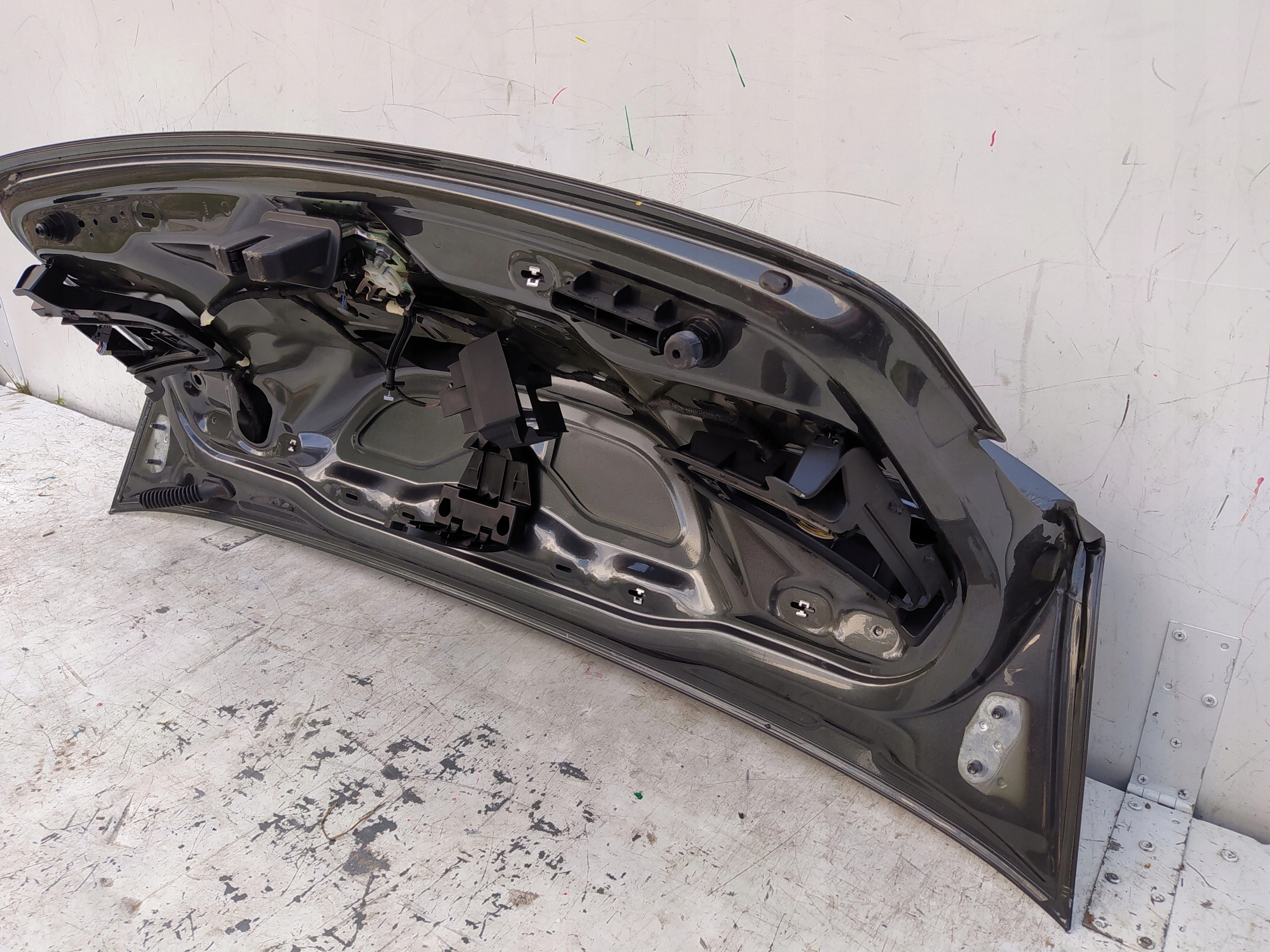 AUDI A3 8V CABRIO LIFT ZADNÁ KAPOTA