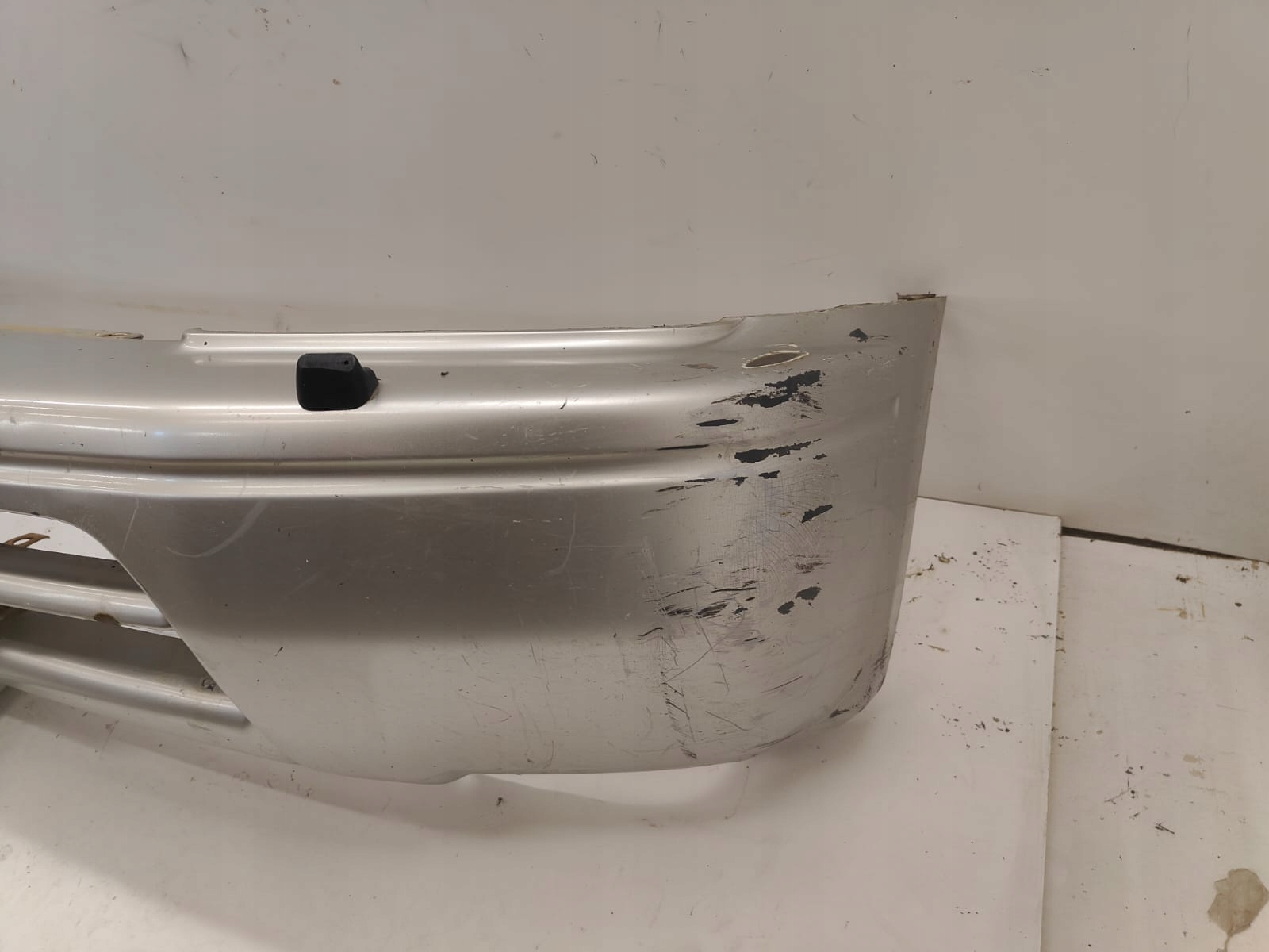Toyota land cruiser j90 90 5211960040 PREDNÝ NÁRAZNÍK