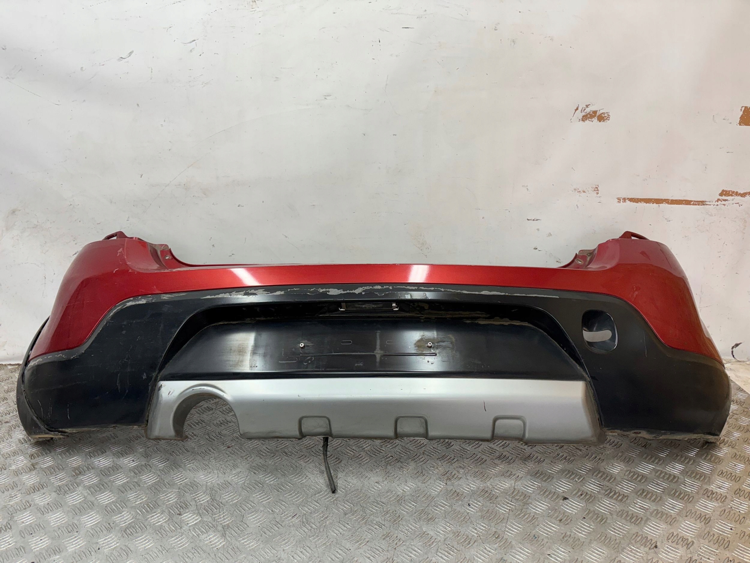 ZADNÝ NÁRAZNÍK DACIA SANDERO I STEPWAY 08-
