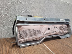 MERCEDES C W204 lift 306026999AR KOLENNY AIRBAG MERCEDES C W204 lift 306026999AR KOLENNY AIRBAG
