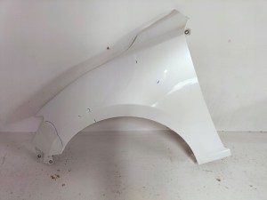 ĽAVÝ PREDNÝ BLATNÍK MAZDA 3 BM 13- ĽAVÝ PREDNÝ BLATNÍK MAZDA 3 BM 13-
