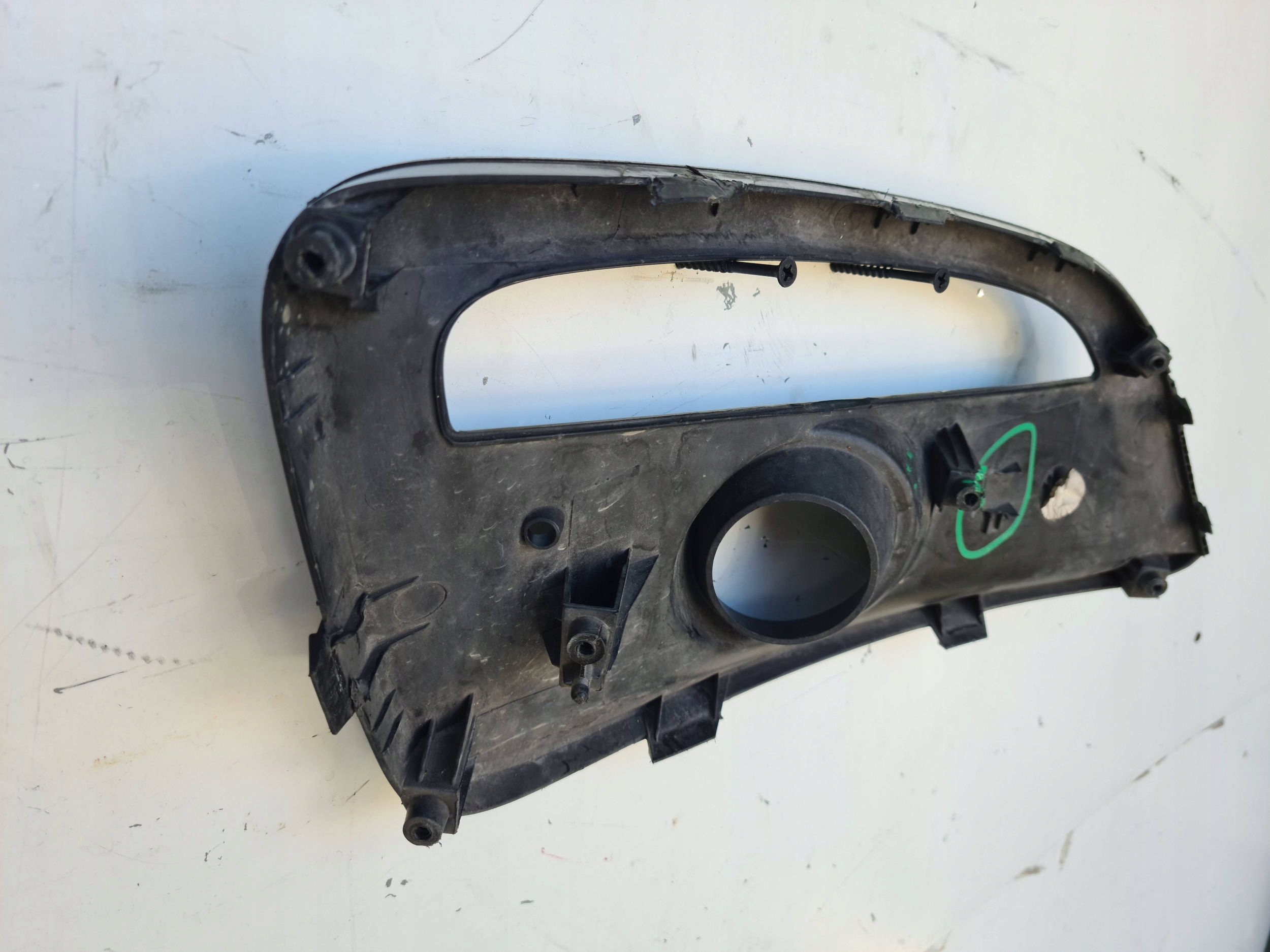 KIA Ceed II 2 lift 86563-A2610 LAVA HMLOVKA