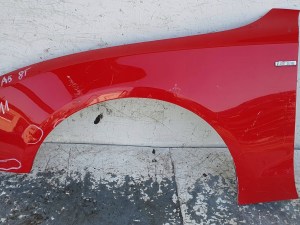 Audi A5 8T ĽAVÝ PREDNÝ BLATNÍK Audi A5 8T ĽAVÝ PREDNÝ BLATNÍK