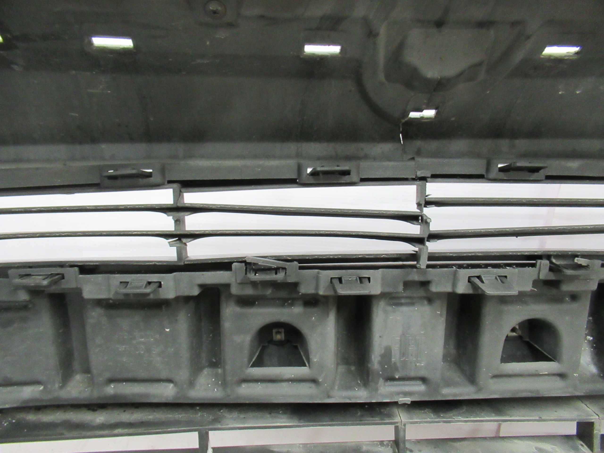 PREDNÝ NÁRAZNÍK FIAT PUNTO EVO