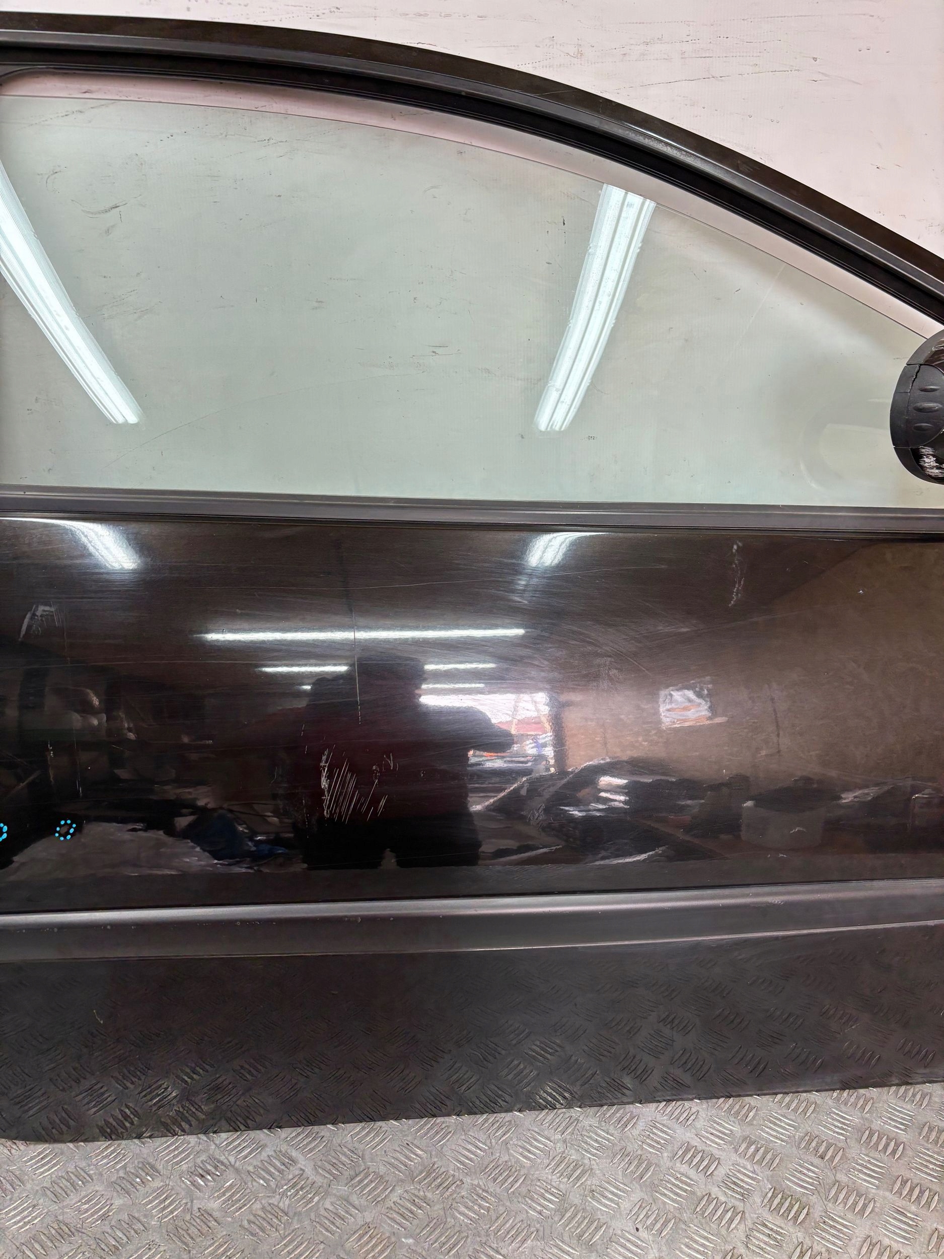 PRAVE DVERE RENAULT TWINGO II 2 07-