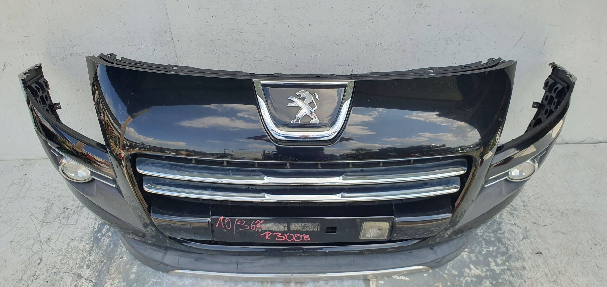 Peugeot 3008 I HYBRID PREDNÝ NÁRAZNÍK
