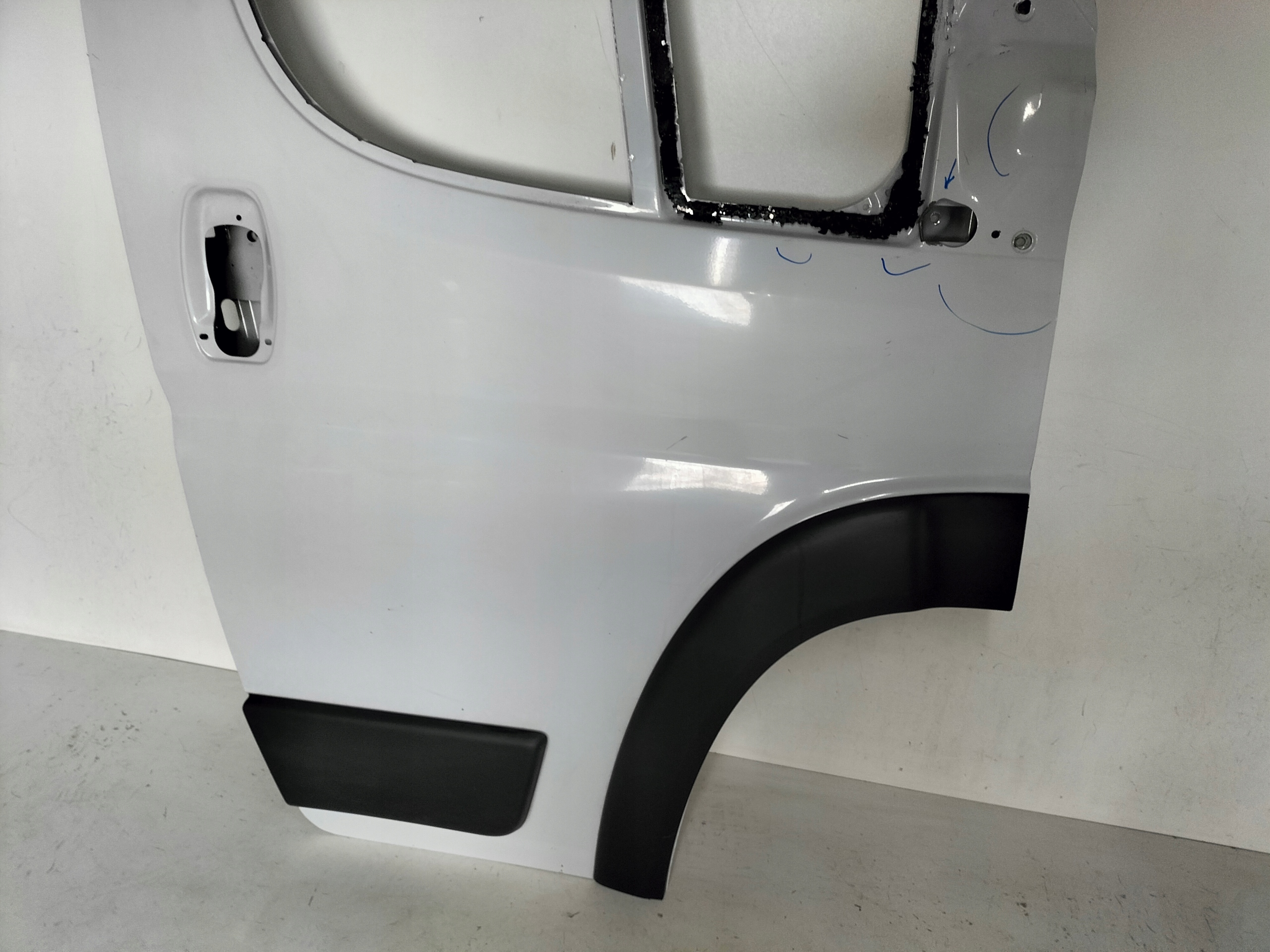 PRAVE PREDNE DVERE FIAT DUCATO BOXER JUMPER 06-