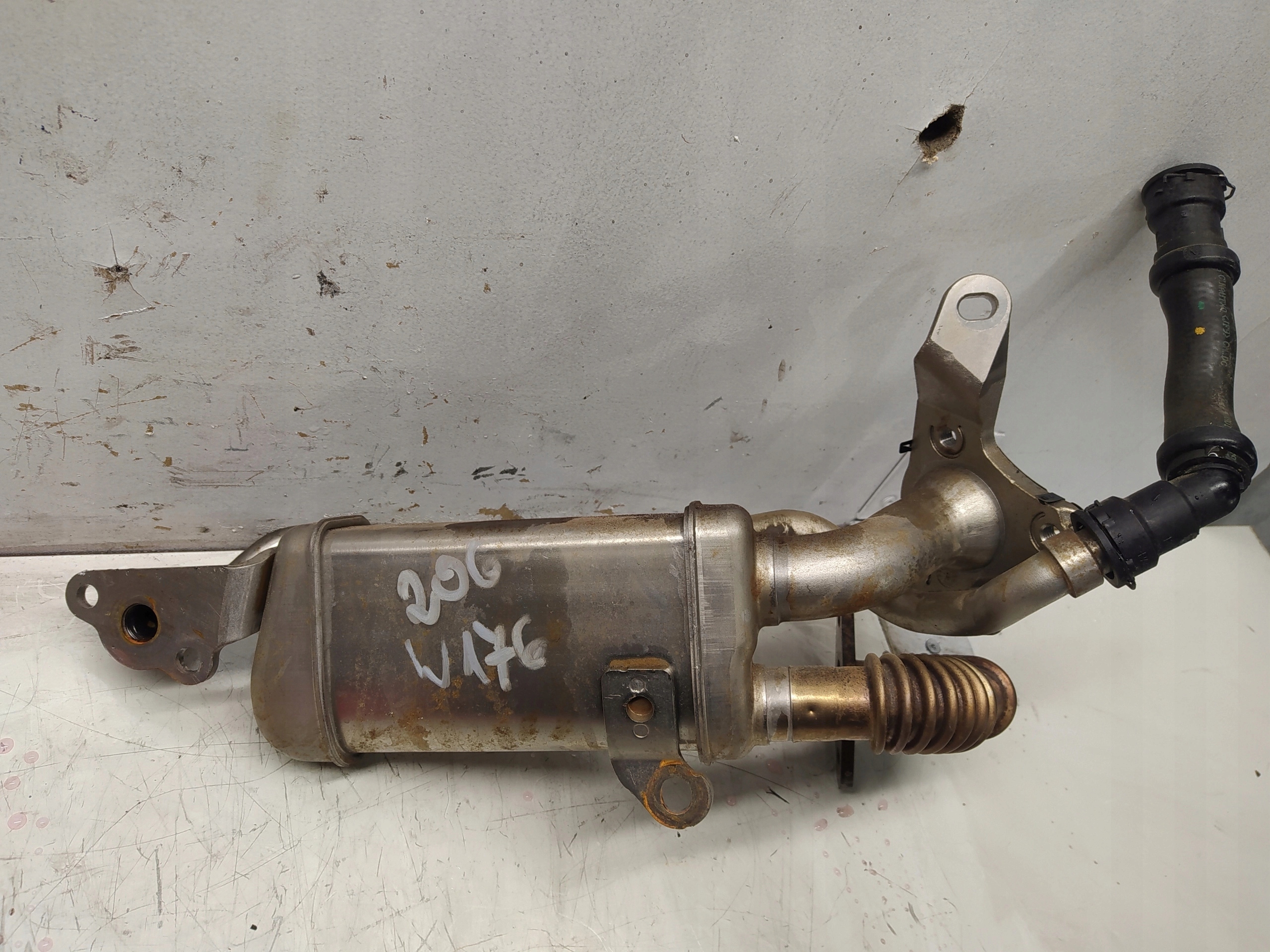 MERCEDES W176 1.5DCI CHLADIČ SPALÍN 147357324R