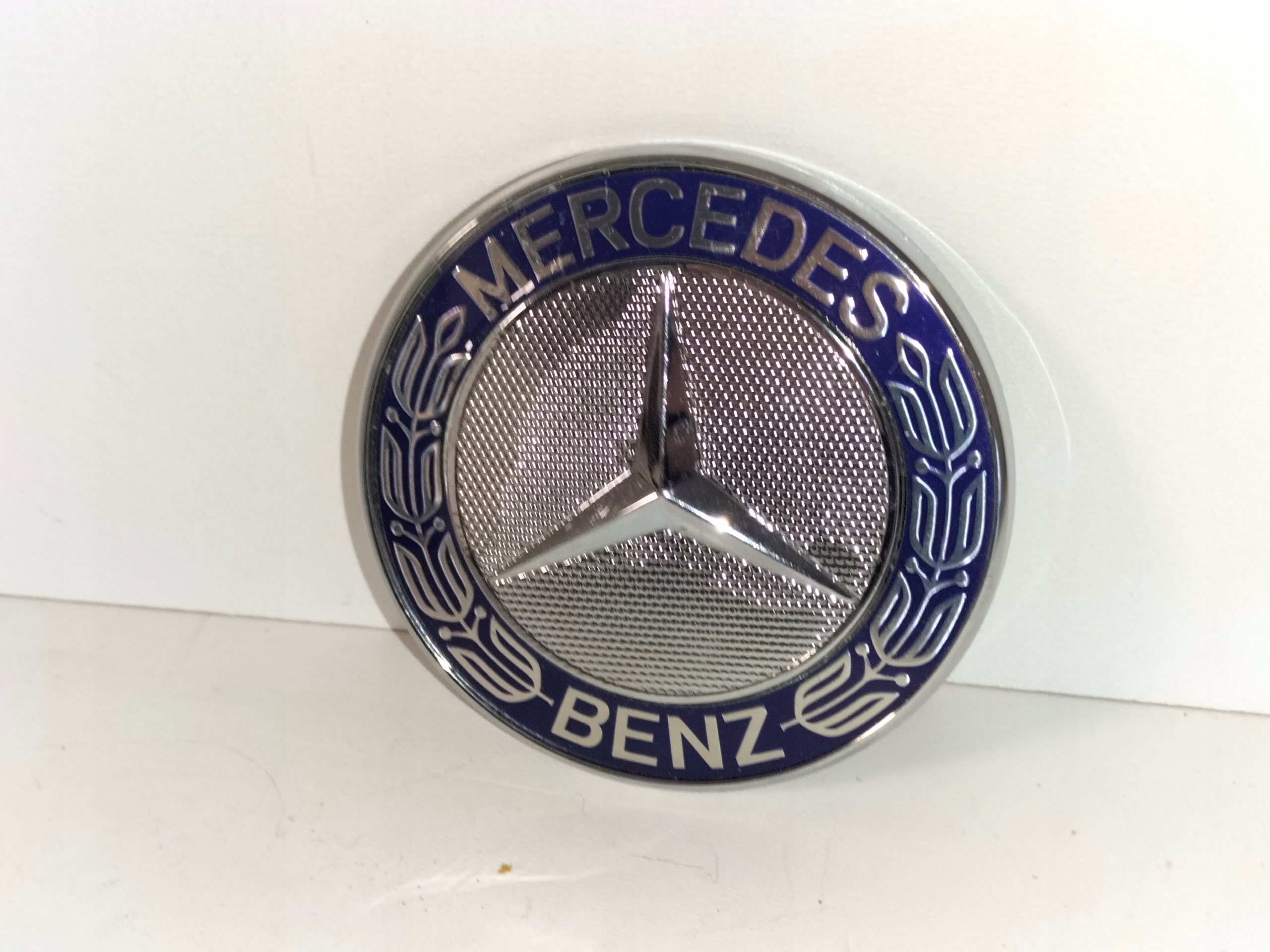 ZNAK EMBLEM LOGO ZNAK KAPOTY MERCEDES ATEGO ACTROS