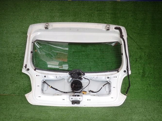 VW POLO 09- ZADNÁ KAPOTA
