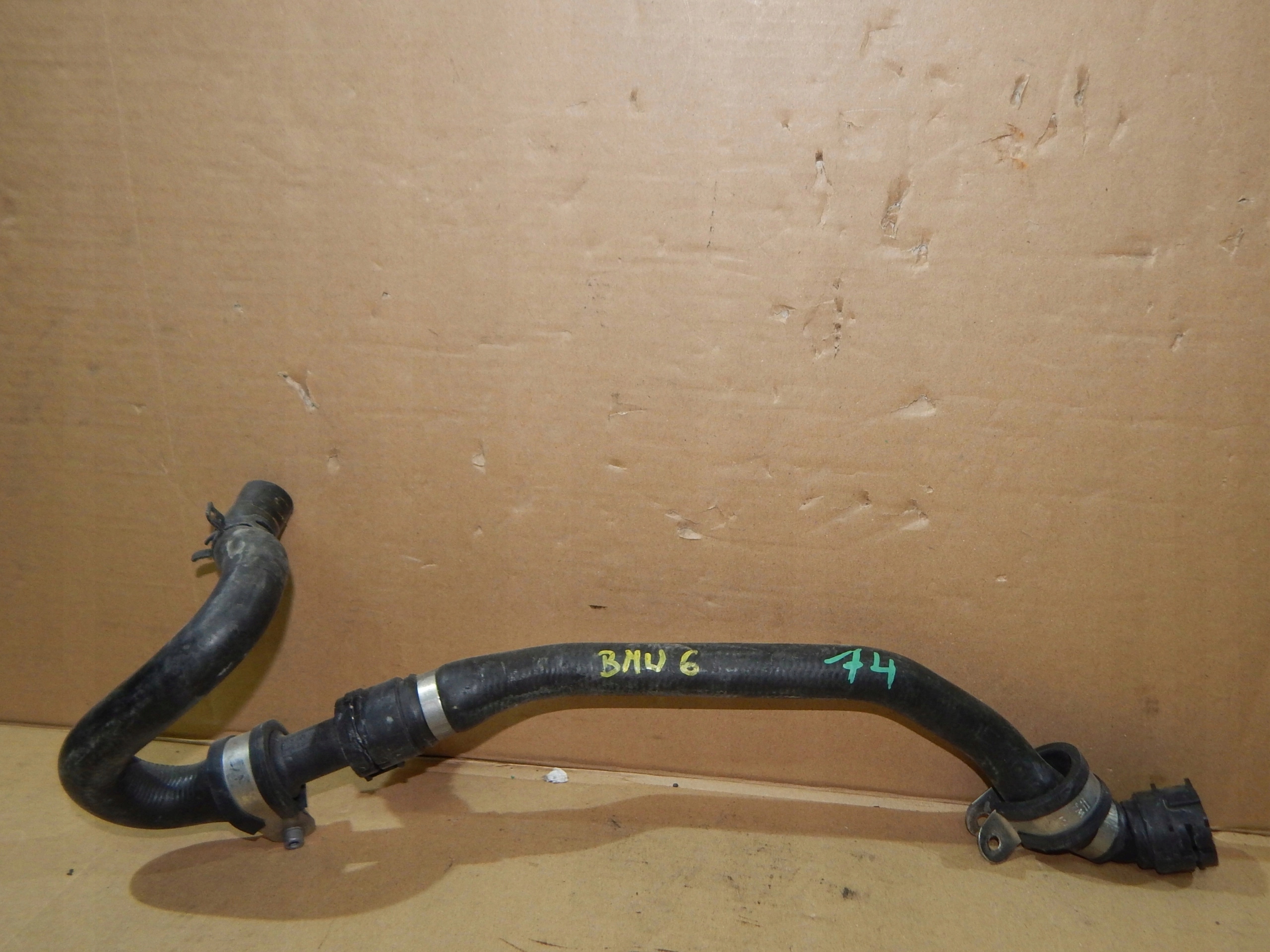 BMW E60 E61 HADICA VODY 4.4 V6