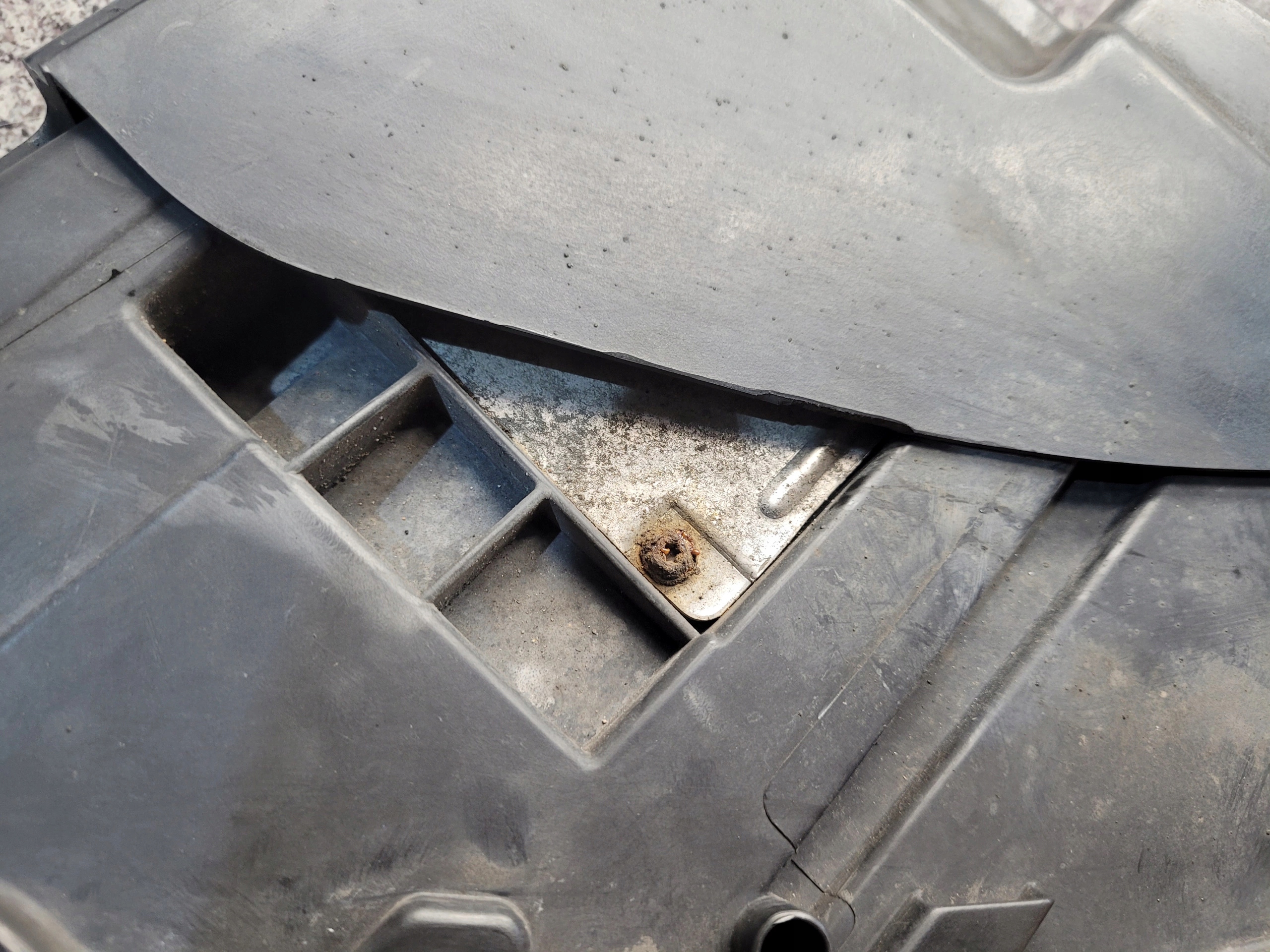 AUDI Q7 4L XENON PRAVÉ PREDNÉ SVETLO GB VERZIA 4L0941004E