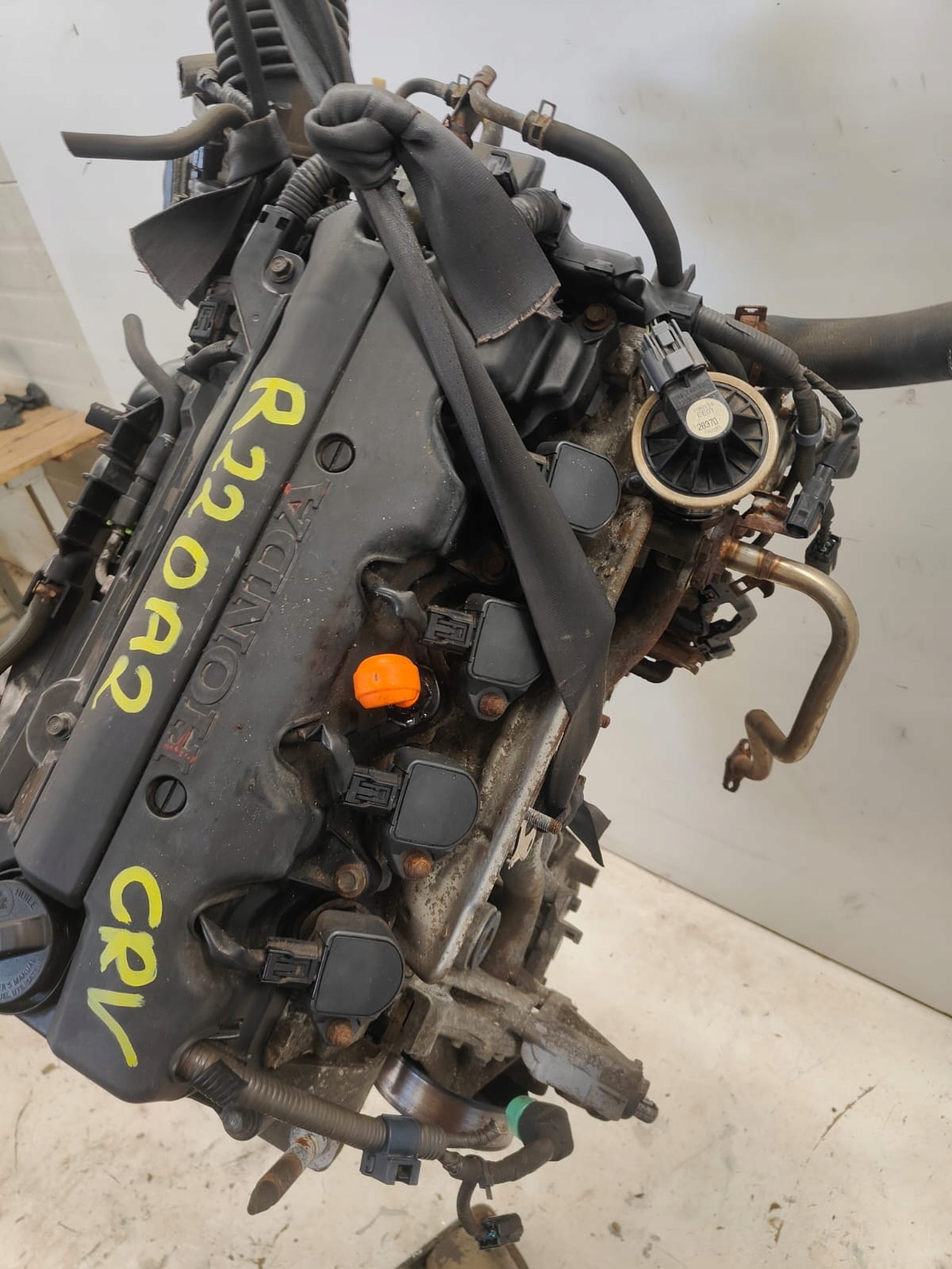 Honda 2.0 BENZIN R220A2 MOTOR V STAVE AKO NA FOTO