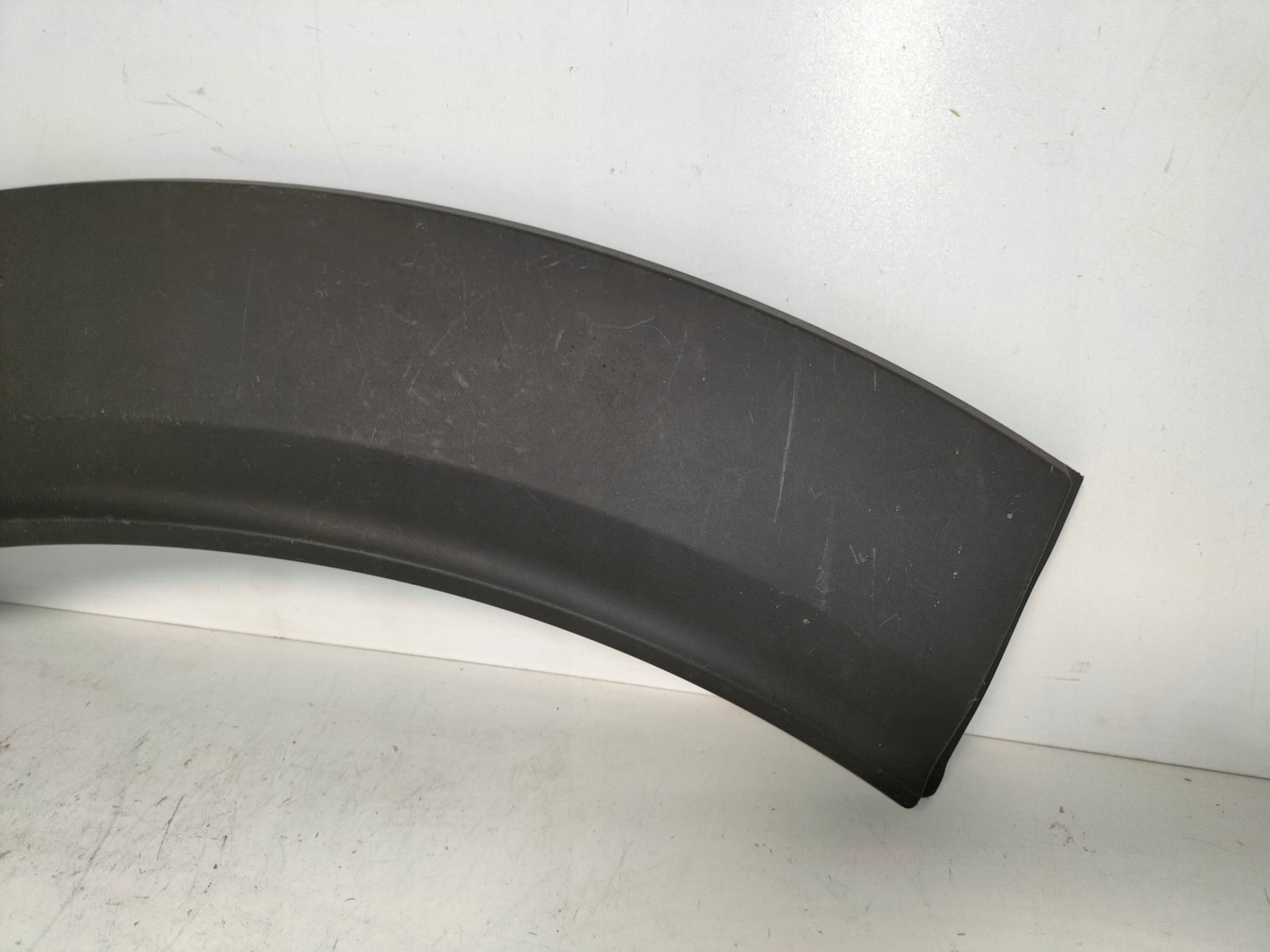 LIŠTA PRAVÉHO ZADNÉHO BLATNÍKA MINI COUNTRYMAN F60 17-