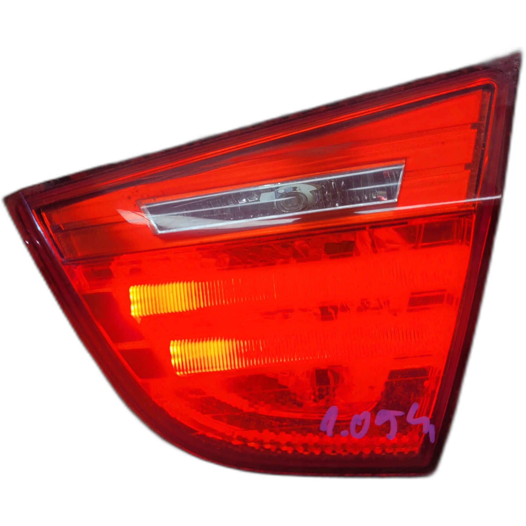 BMW 3 E90 LIFT PRAVÉ ZADNÉ SVETLO V KAPOTE 7289428