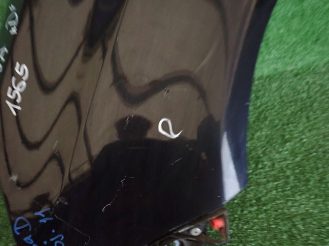 OPEL CORSA D ĽAVÝ PREDNÝ BLATNÍK