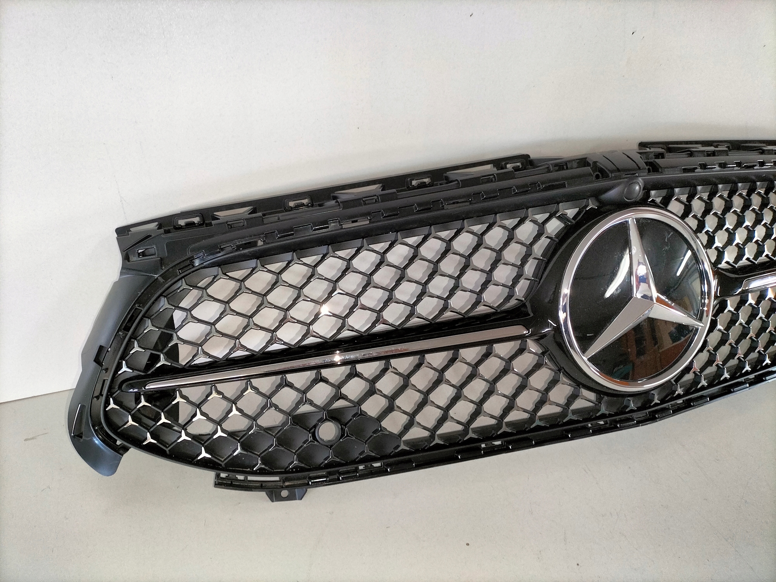 MRIEZKA LISTA MERCEDES A KLASA W177 LIFT 22-
