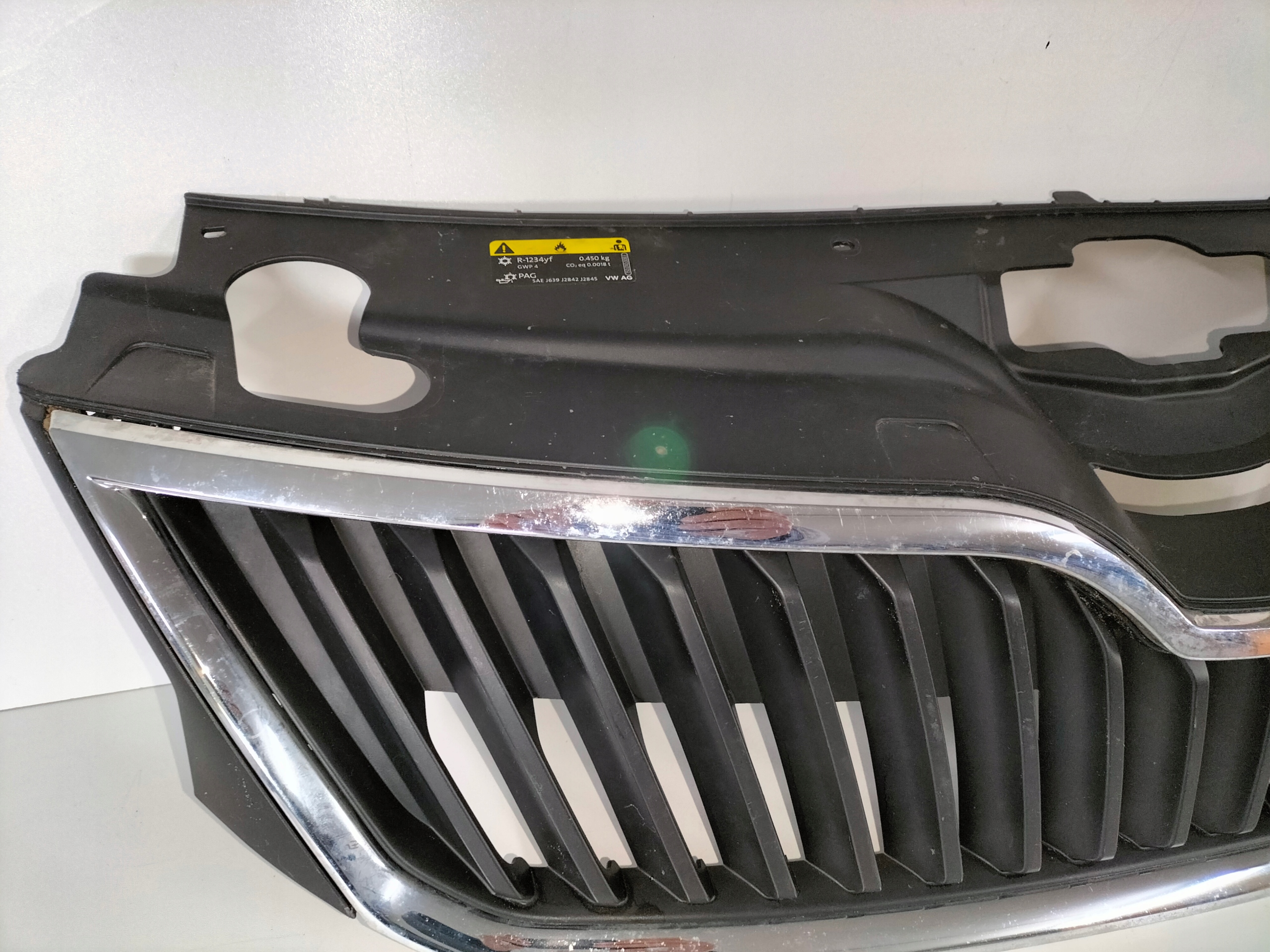 MRIEZKA LISTA SKODA RAPID 12-