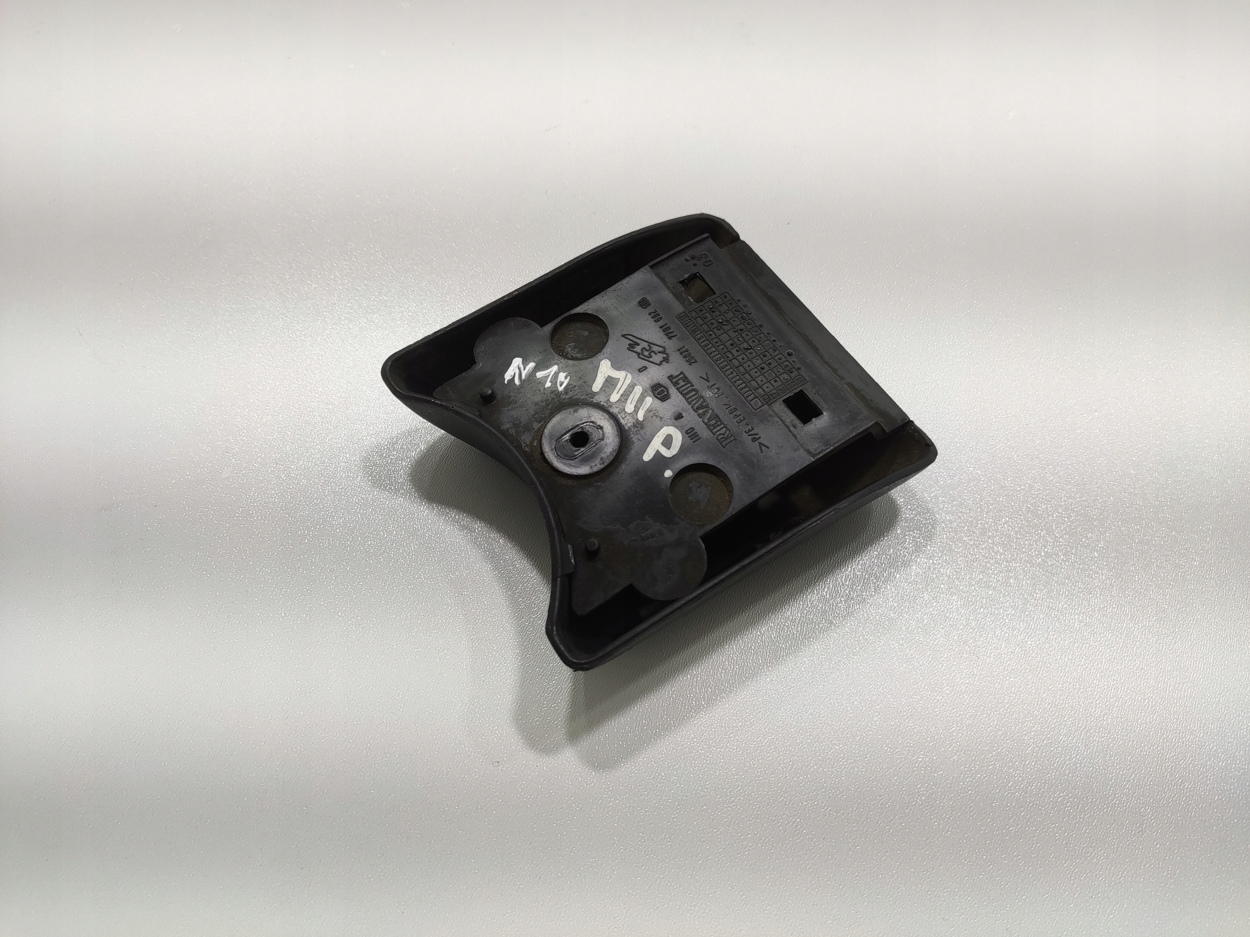 LIŠTA PRAVÉHO STĹPIKA RENAULT MASTER OPEL MOVANO 7701692584 1998-2009