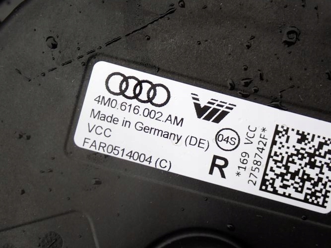 AUDI VW PRAVÝ MECH VANKÚŠ 4M0616002AM