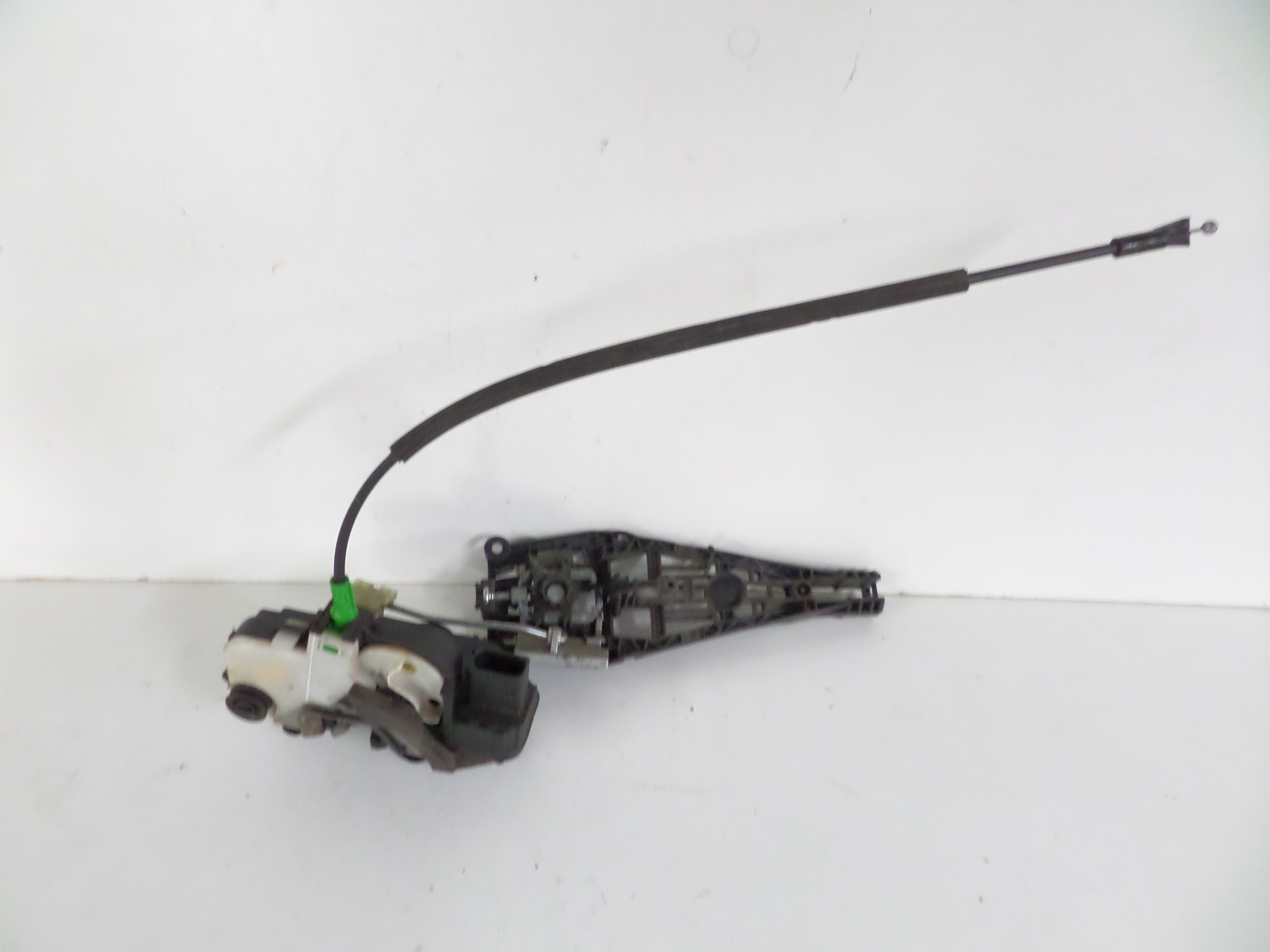 ZAMOK PRAVYCH ZADNYCH DVERI OPEL INSIGNIA A 08-