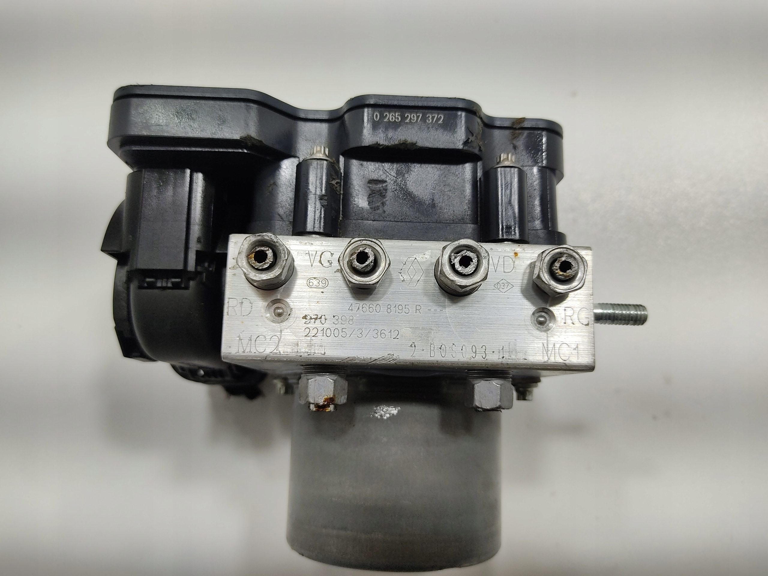 RIADIACA JEDNOTKA KOCKA ABS RENAULT ZOE II 476608195R 2019-2024 LIFT