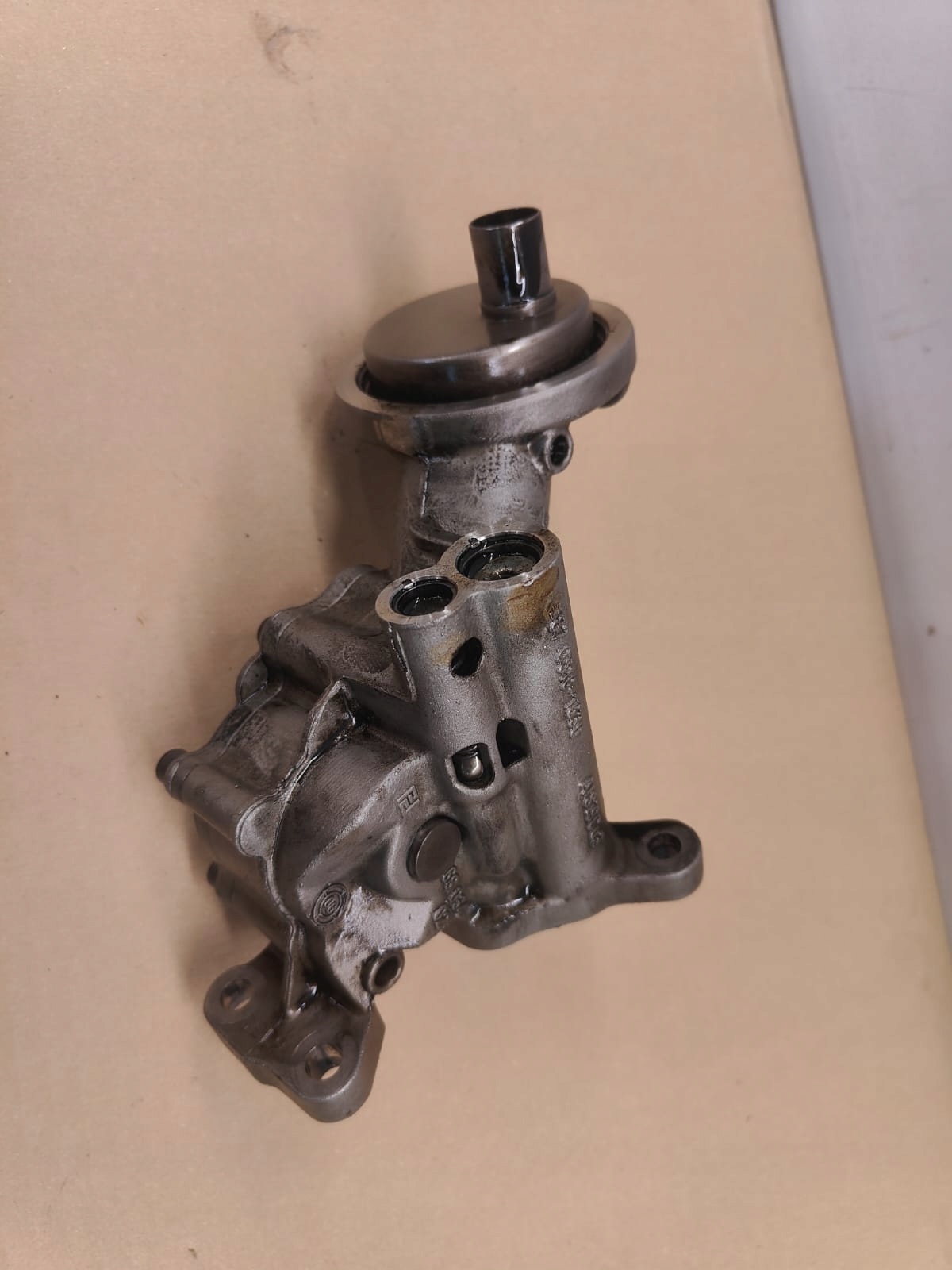 Audi 3.0 tdi 2.7 tdi 059115105AD OLEJOVÉ ČERPADLO