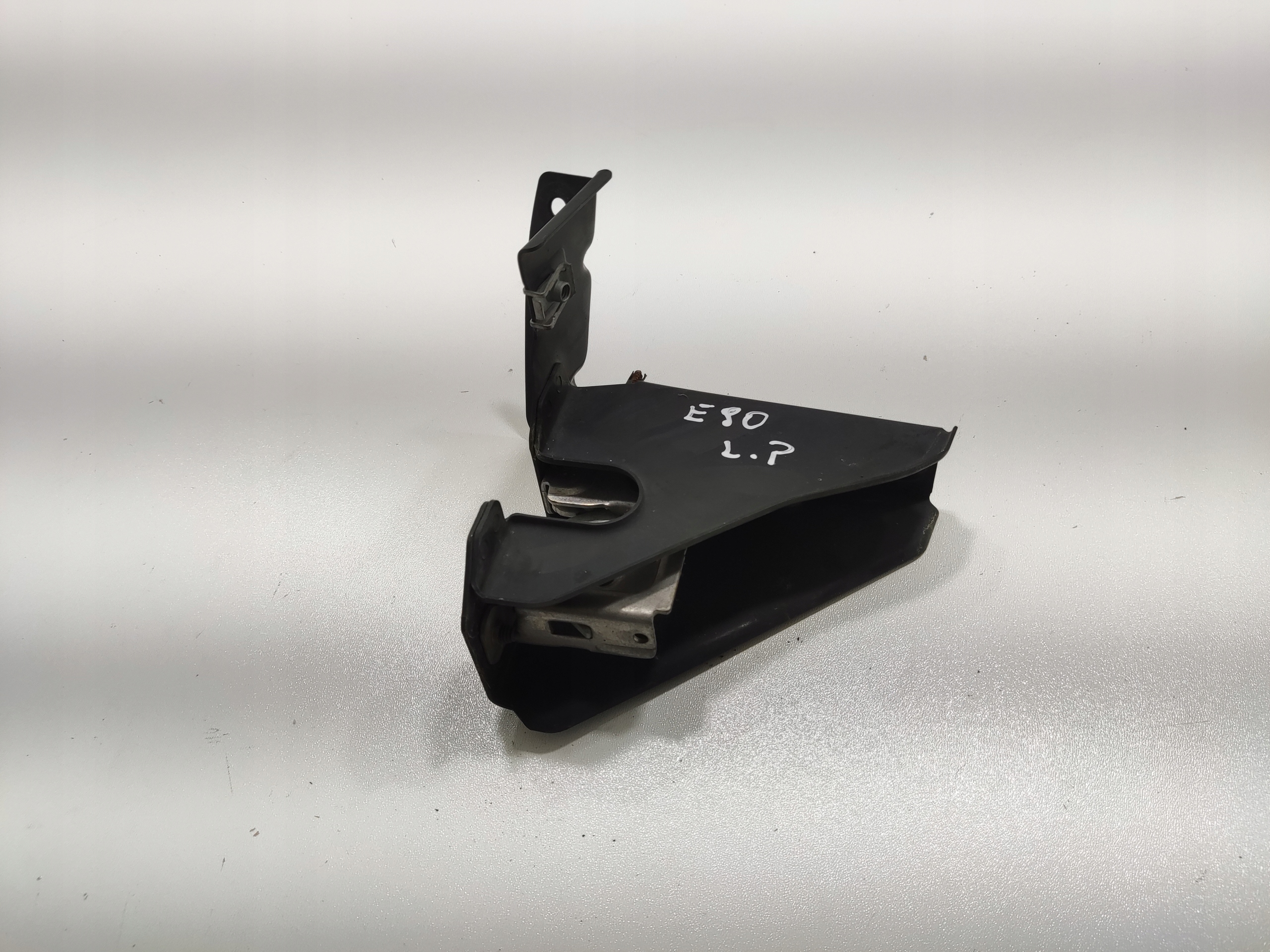 ZAMOK PREDNEJ KAPOTY LAVY BMW E92 E93 7116705 2009-2012 LIFT