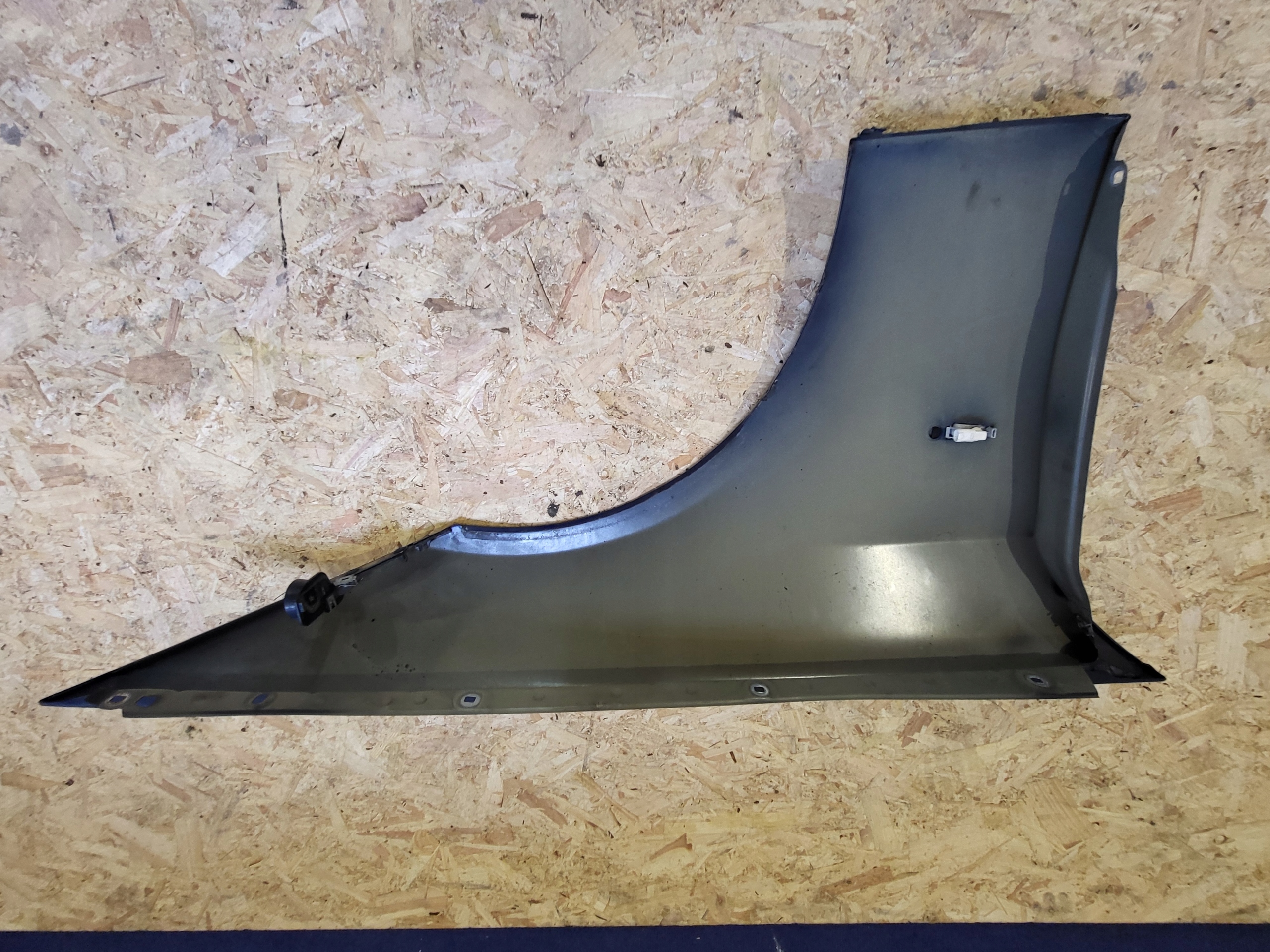 LAVY BLATNIK BMW SERII 3 E90 E91 05-12
