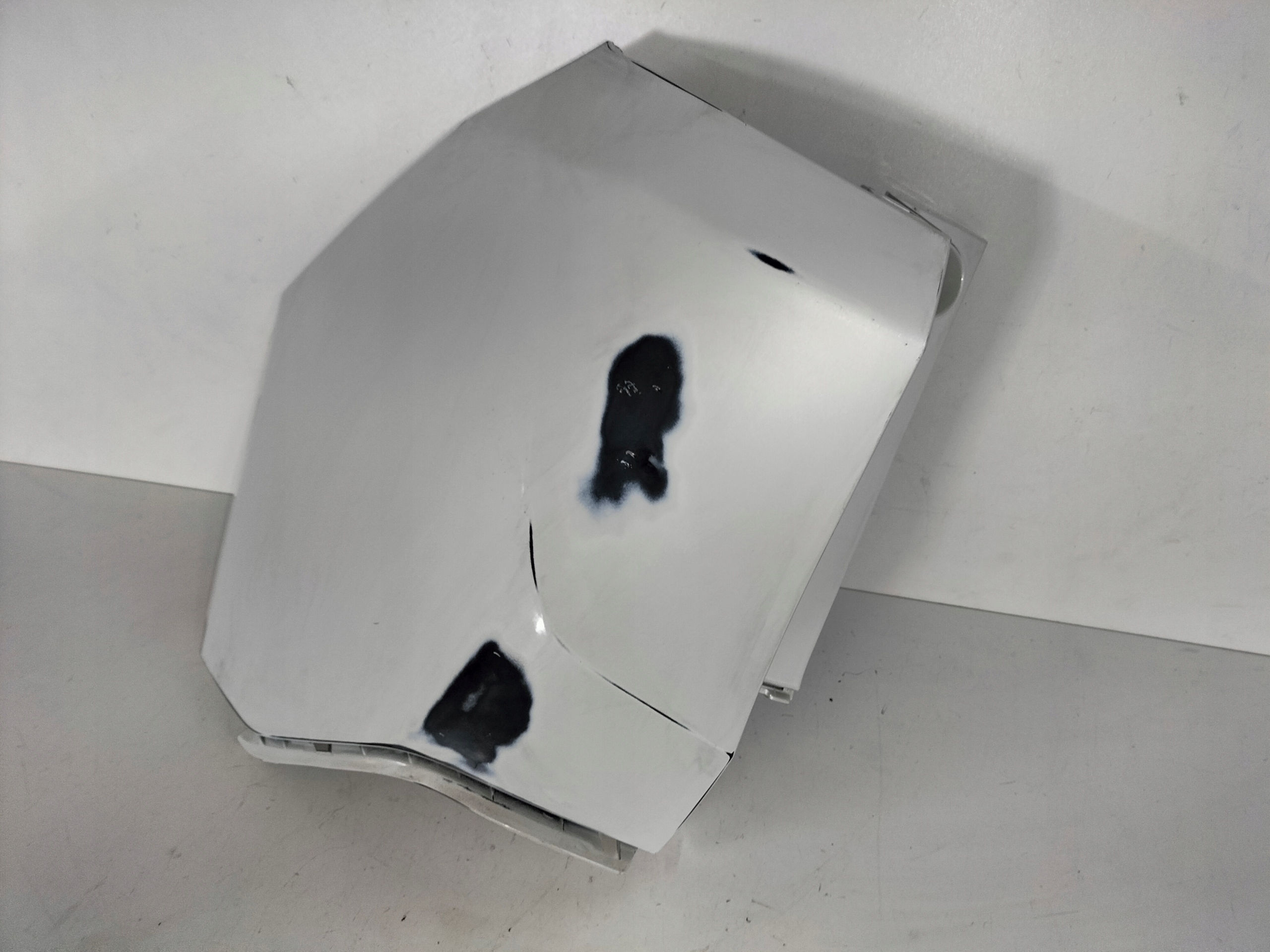 Narożnik LAVY DRZIAK ZADNEHO NARAZNIKA PEUGEOT 3008 II 16-