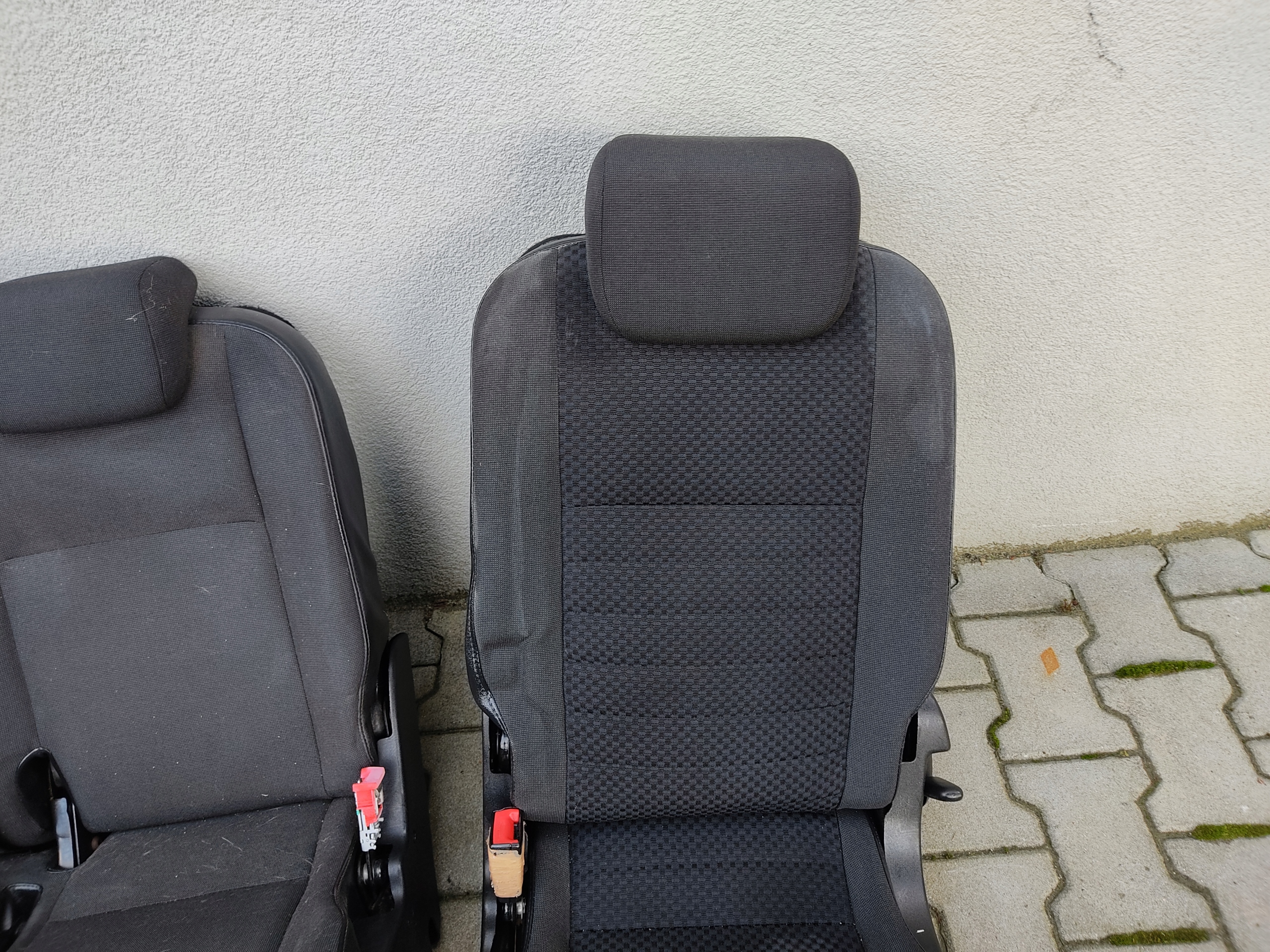 ZADNÉ SEDAČKY 2 RAD LAND ROVER DEFENDER 2007-2014 EUROPA