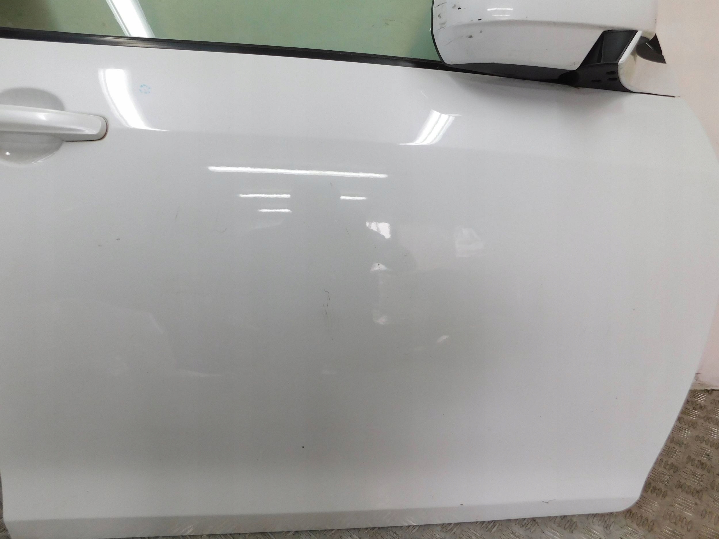 PRAVE PREDNE DVERE SUZUKI SWIFT MK7