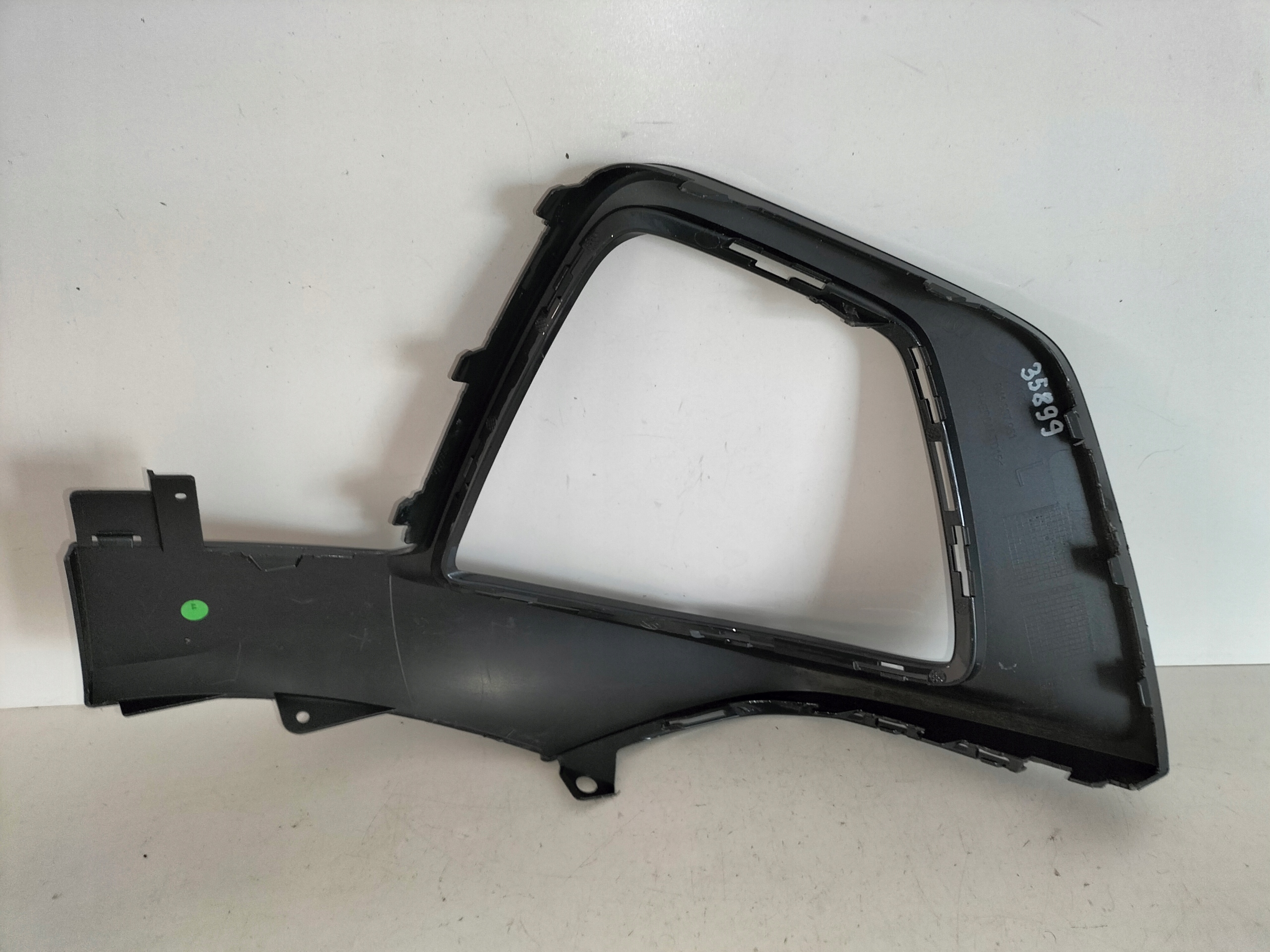 MRIEŽKA LIŠTA LISTA PREDNEHO NARAZNIKA LAVA AUDI A3 8Y 24- ALLSTREET