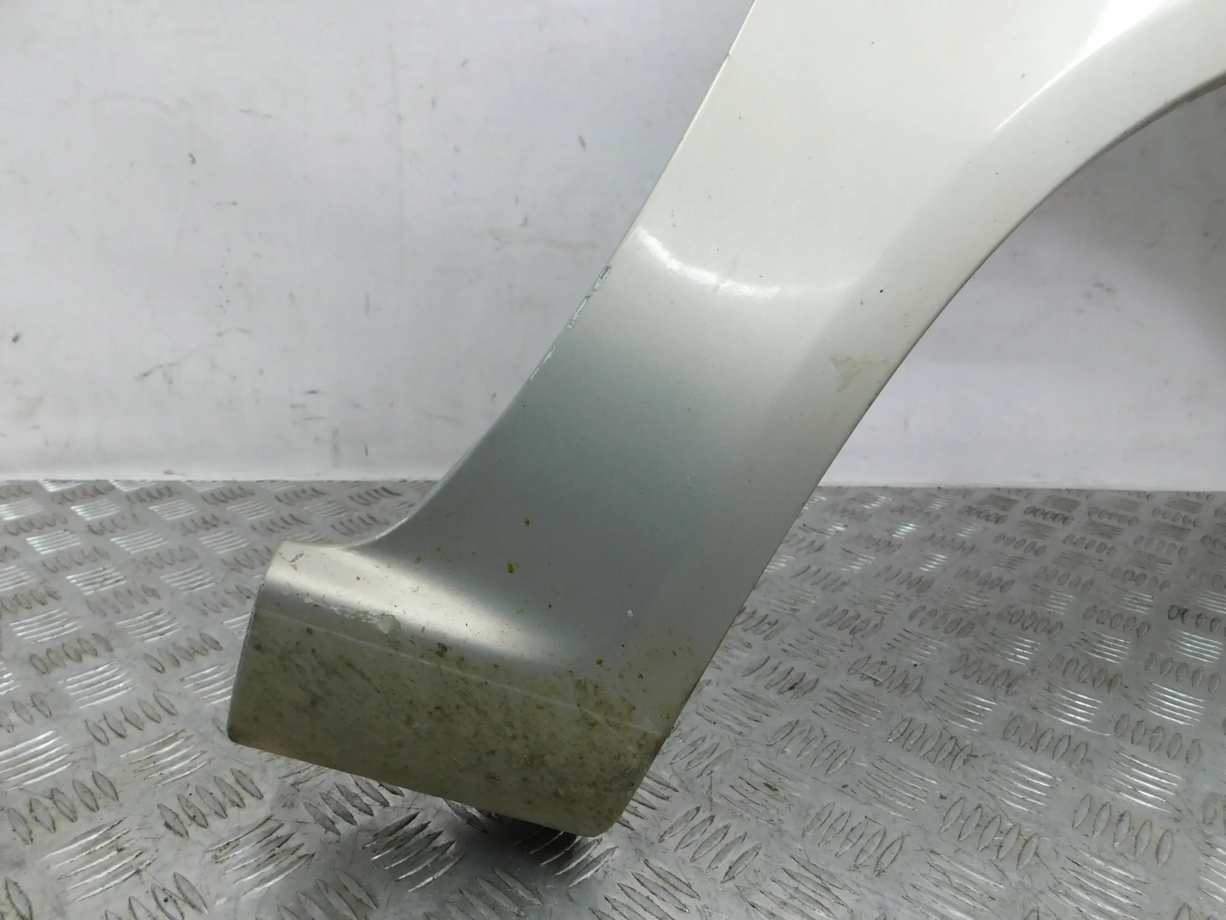 BLATNIK PREDNÝ PRAVY OPEL ZAFIRA B