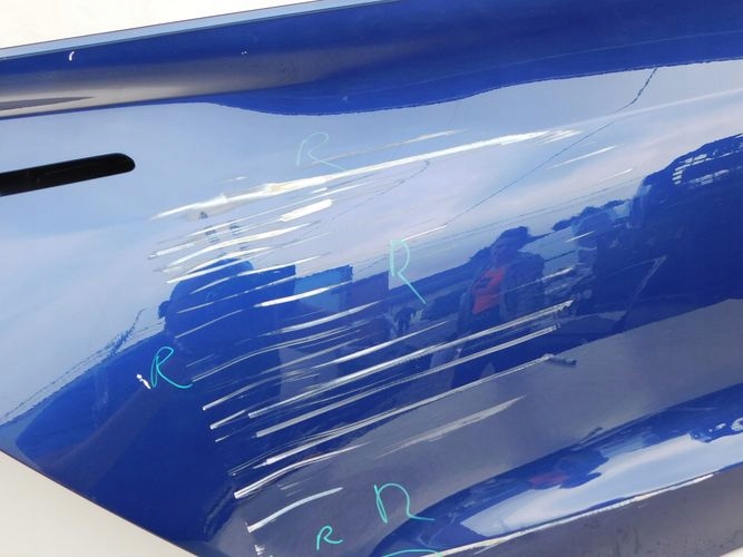 TESLA S 16- PRAVE ZADNE DVERE