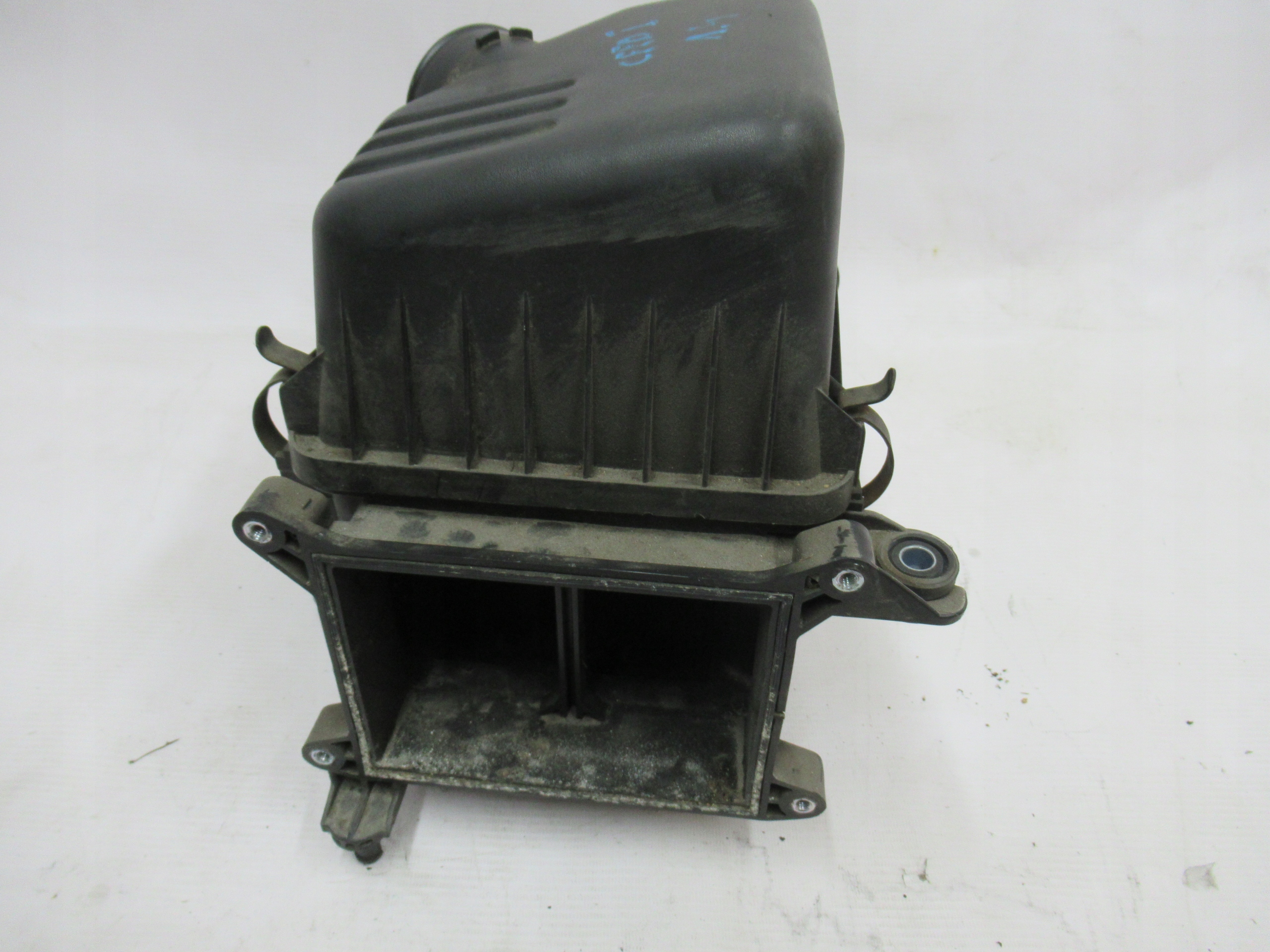 OBAL VZDUCHOVÉHO FILTERA KIA CEED I 1.4 16V