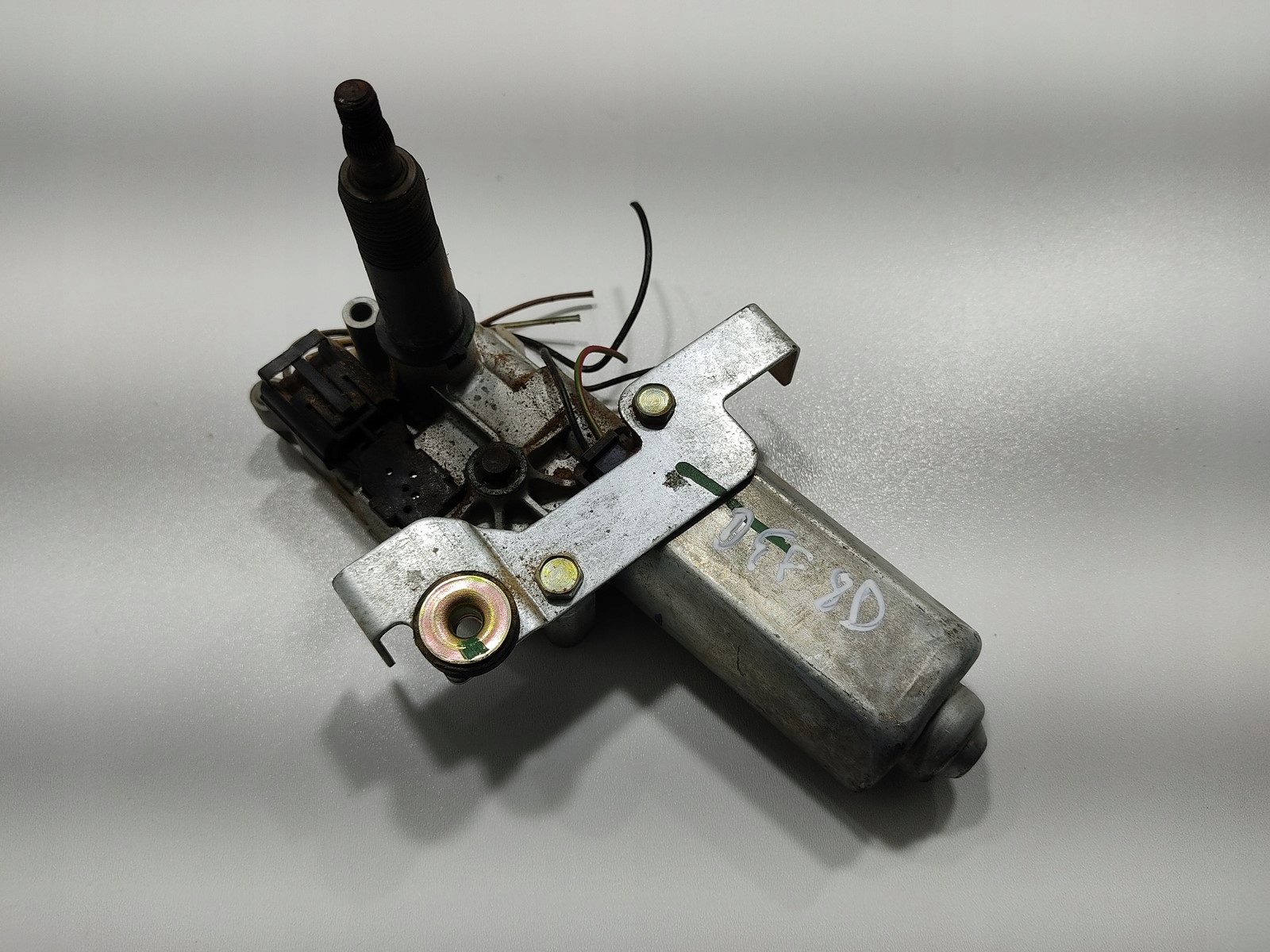 ZADNY MOTORCEK STIERACOV LAND ROVER DEFENDER HX12-17D413-AA 99-14