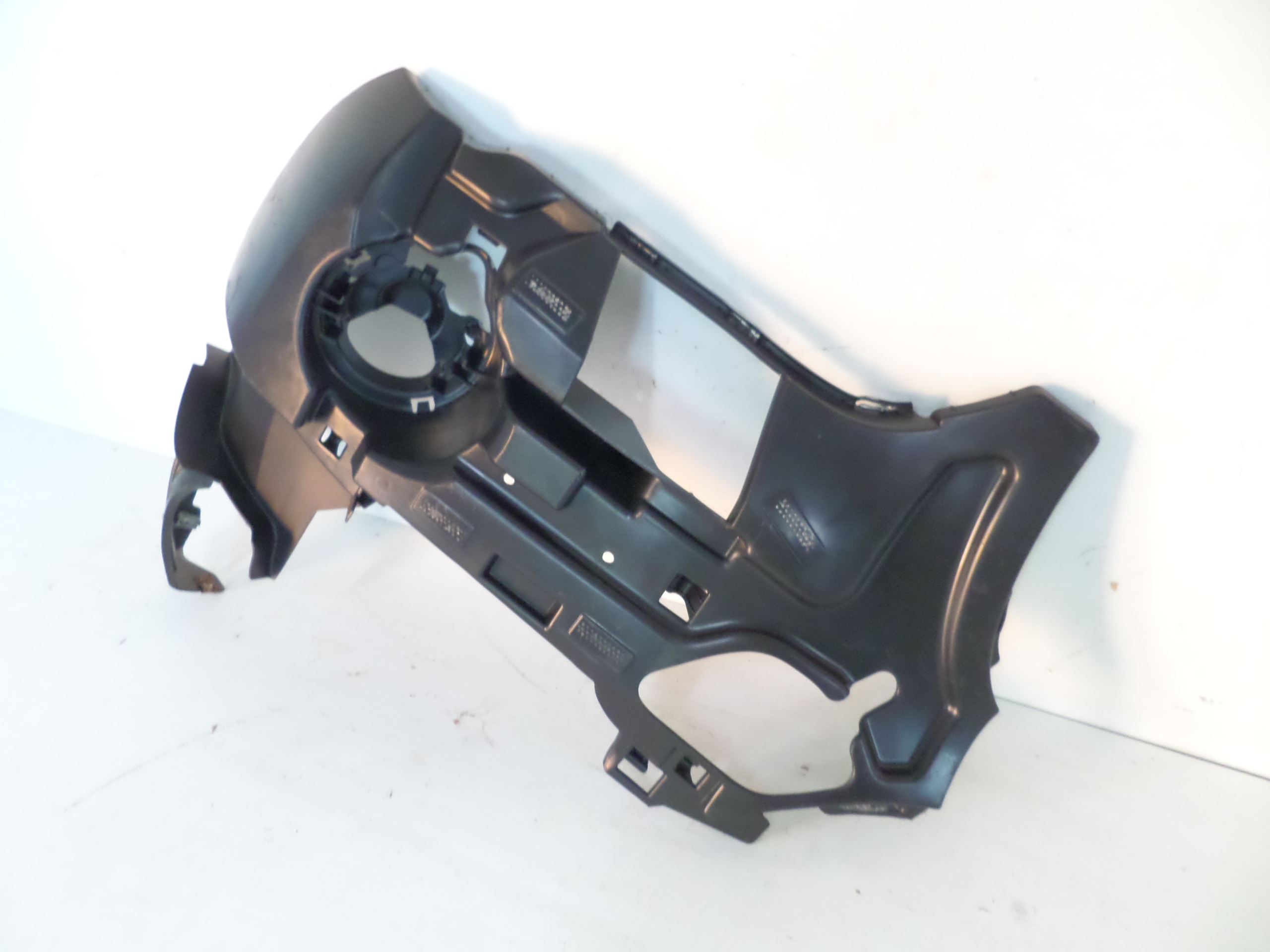 PRAVY PREDNY DRZIAK BMW X1 F48 15-