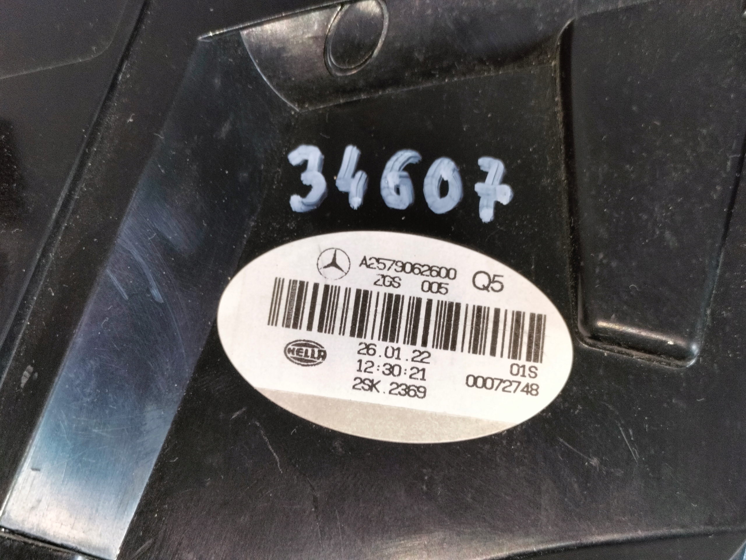 LAVE ZADNE SVETLO MERCEDES CLS C257 18- LED